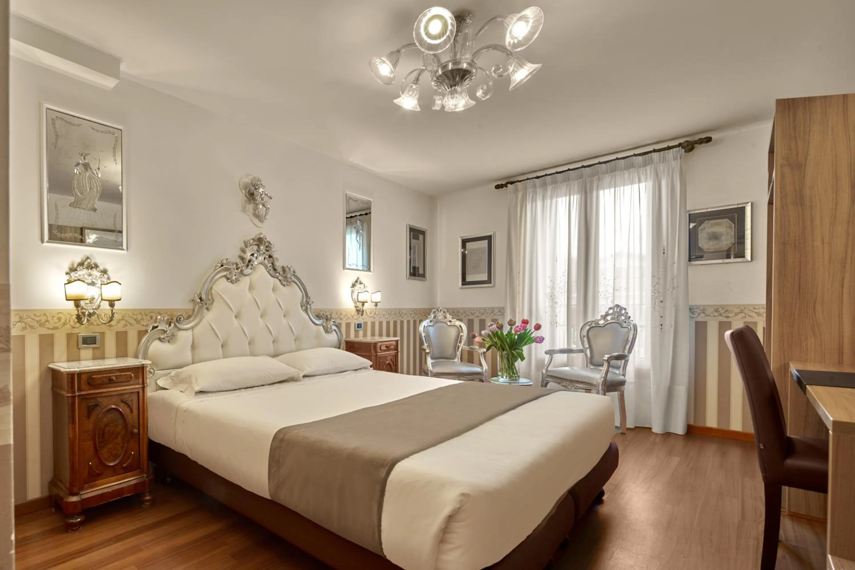 Bed in UNAHOTELS Ala Venezia-Adults 16
