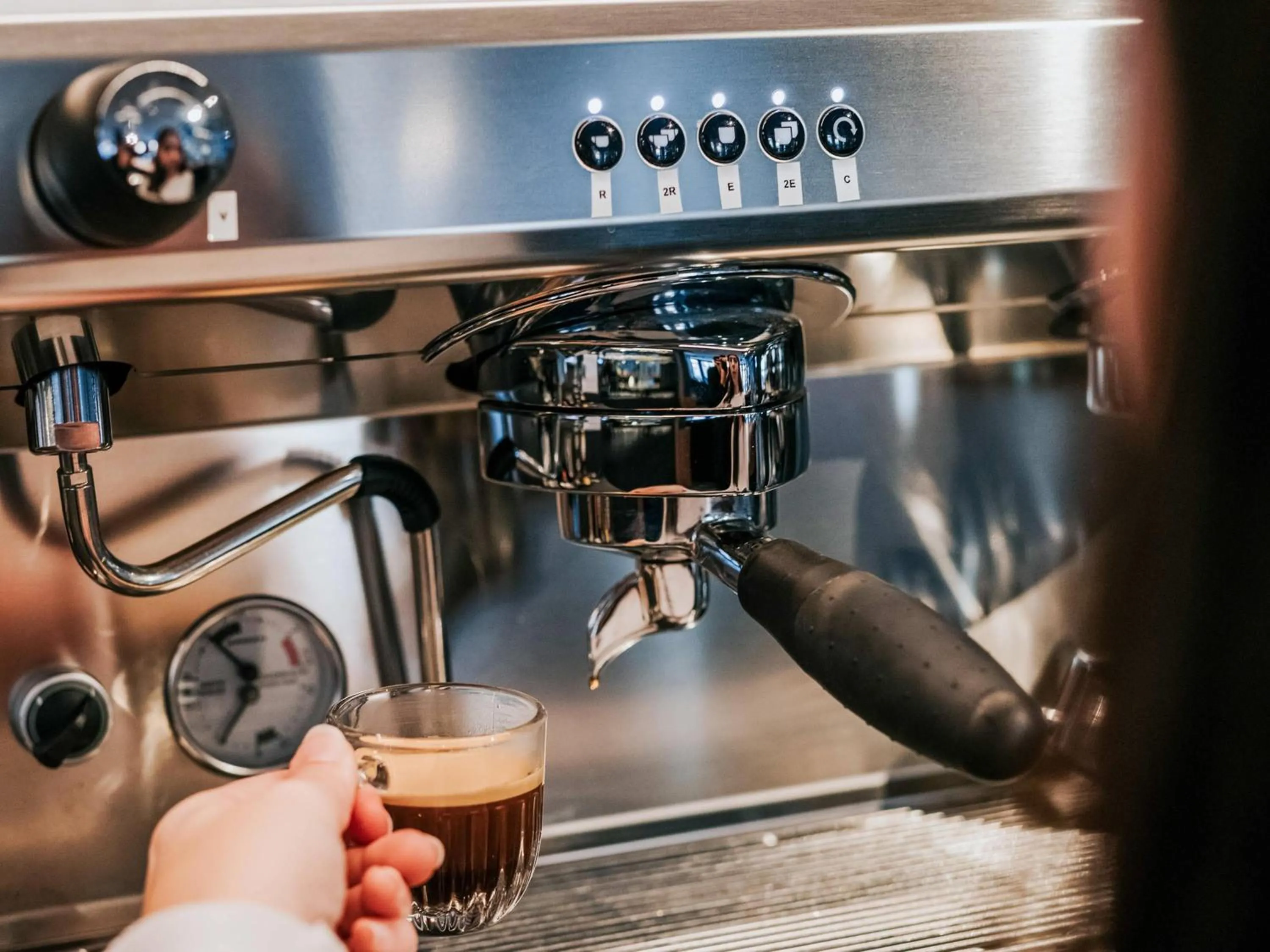 Lounge or bar in Mercure Brest Centre Port