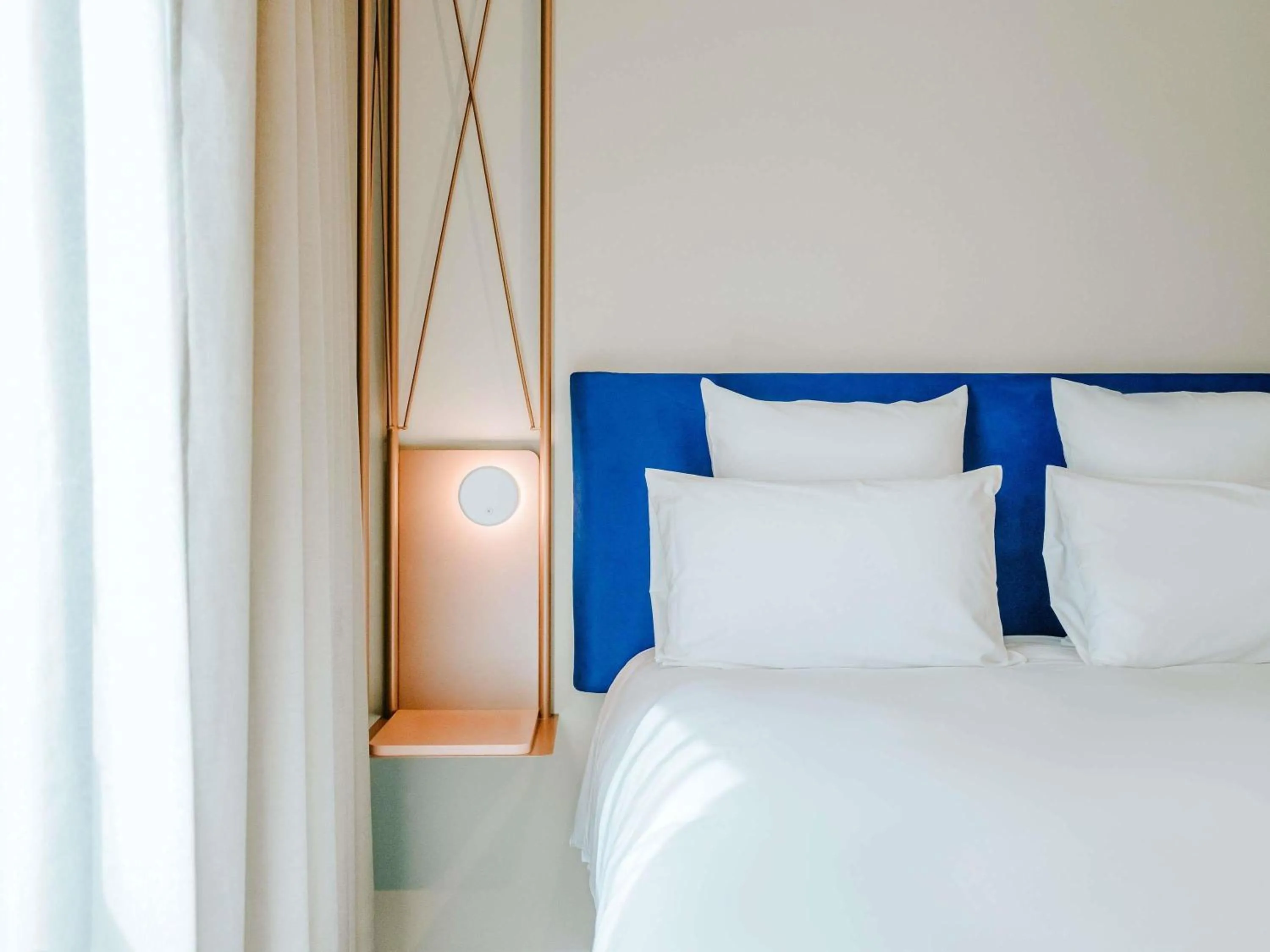 Bedroom, Bed in Mercure Brest Centre Port