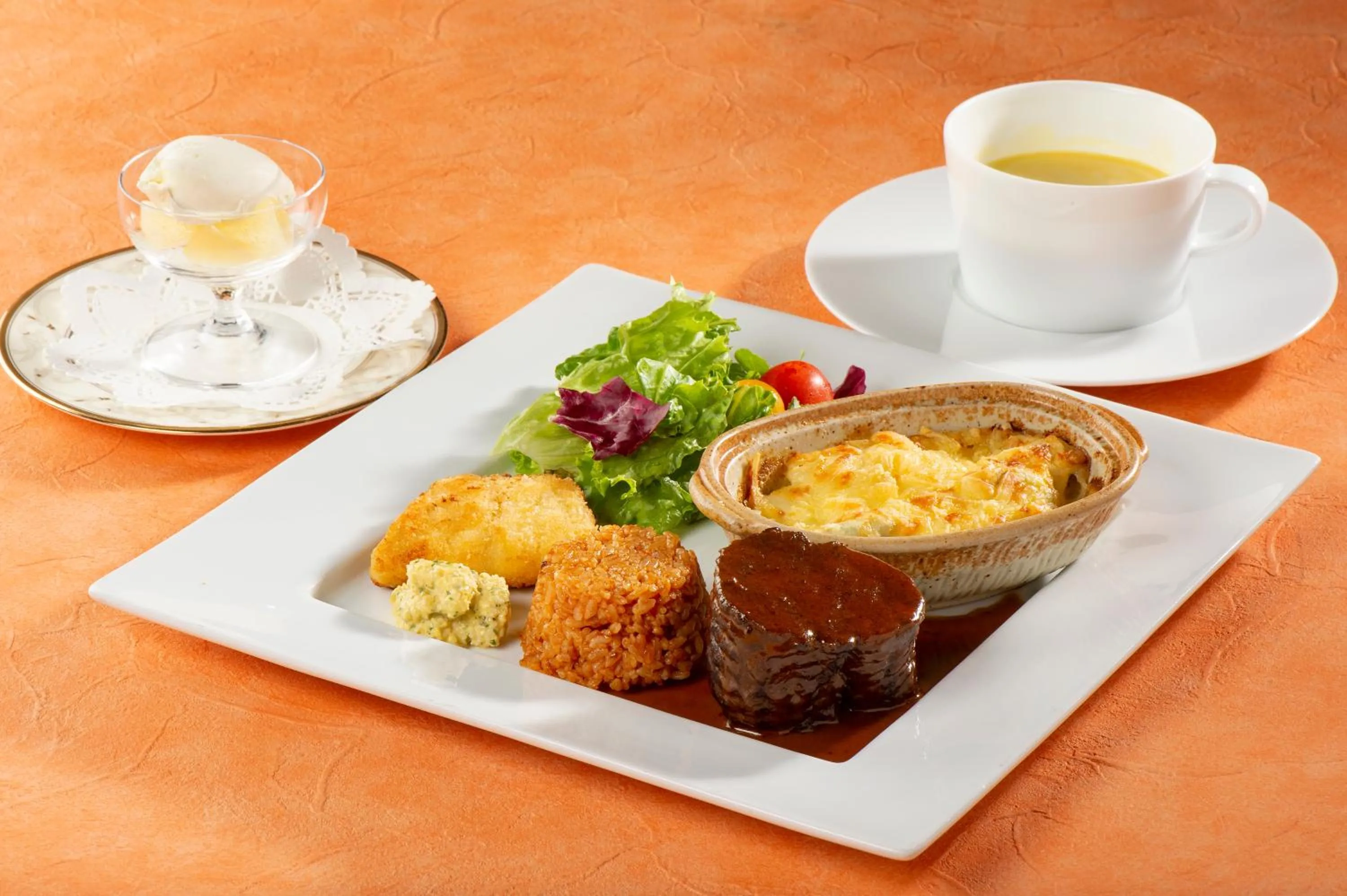 Food and drinks in Hotel Micuras