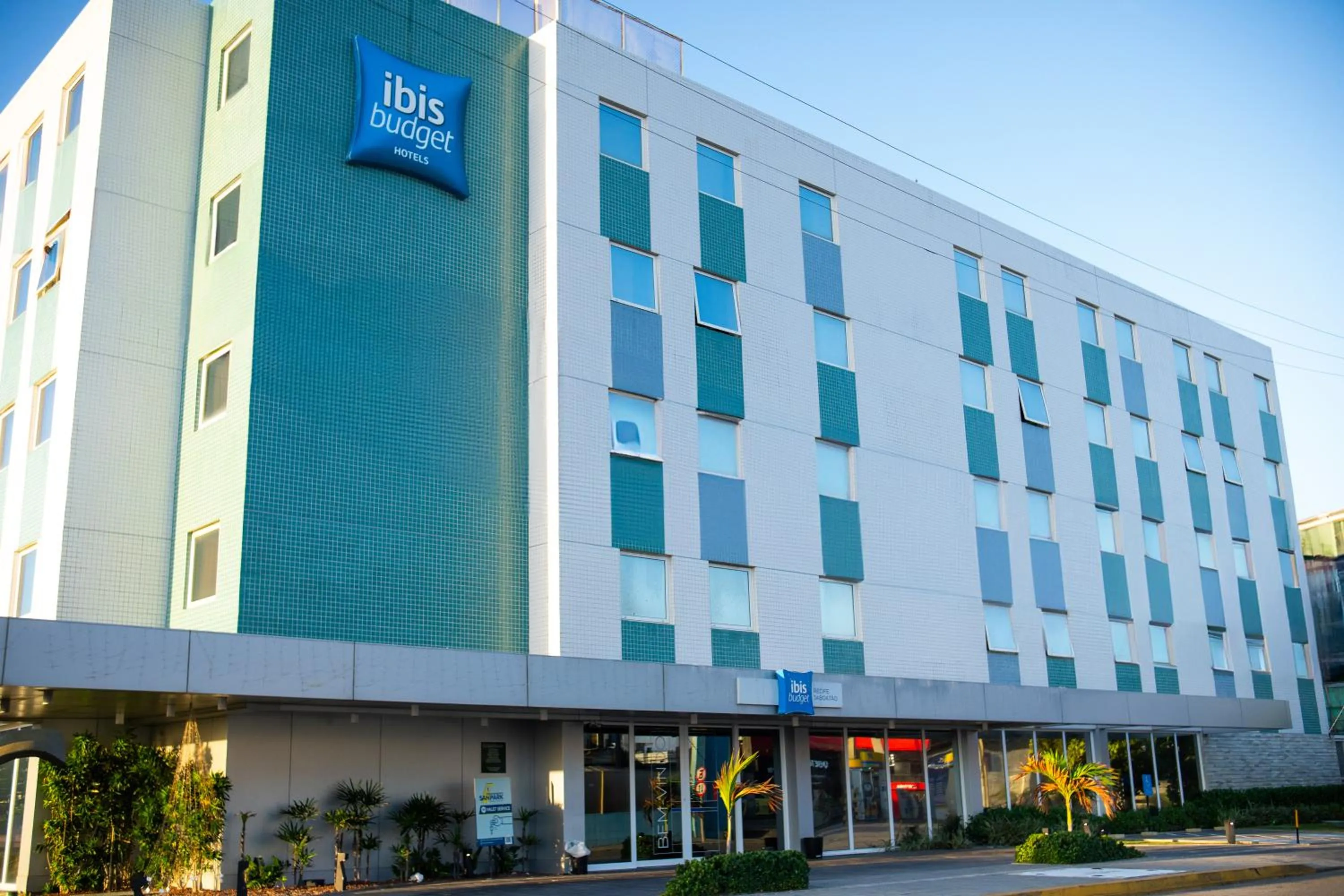 Property building in ibis budget Recife Jaboatão