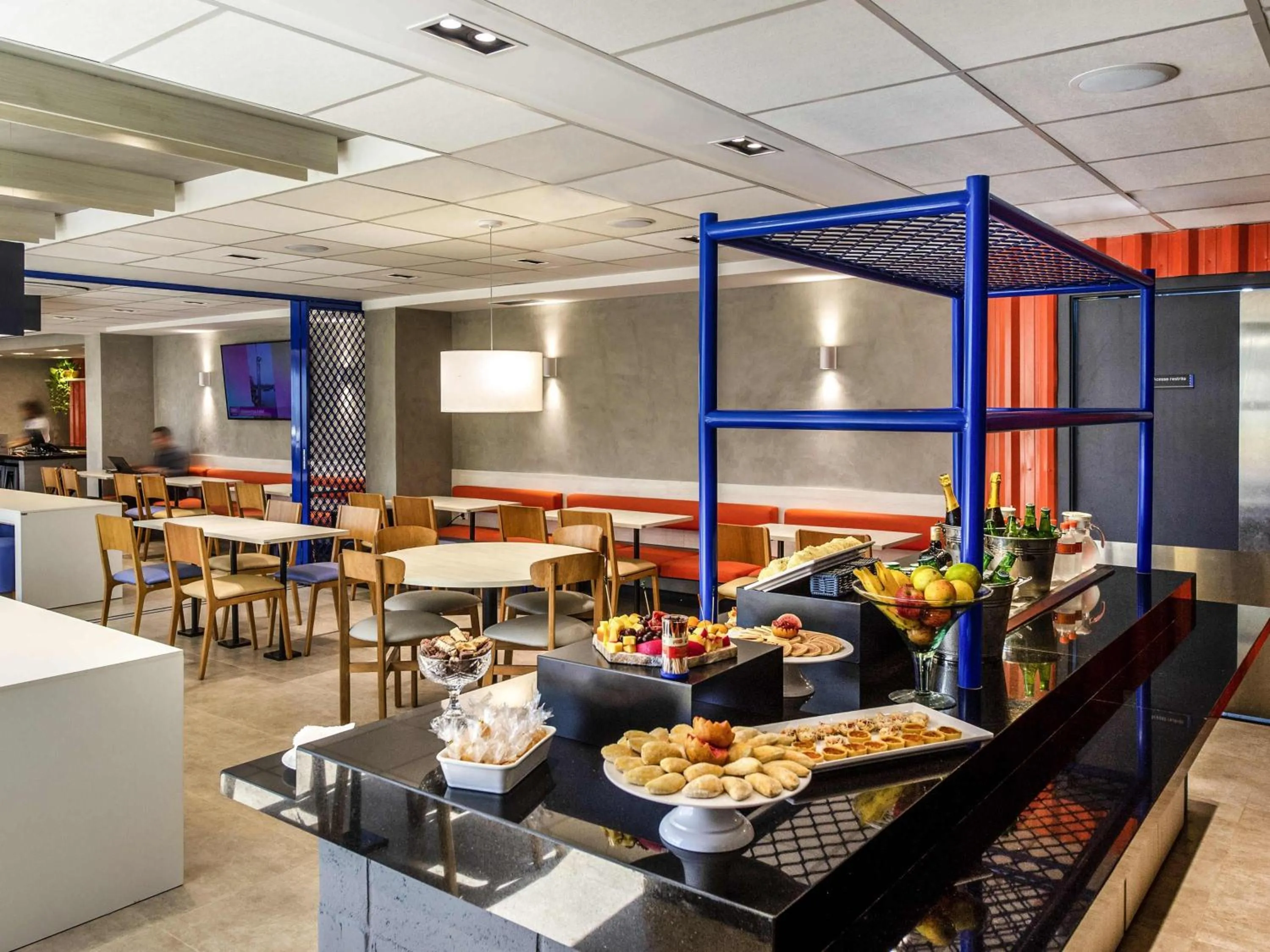 Restaurant/places to eat in ibis budget Recife Jaboatão