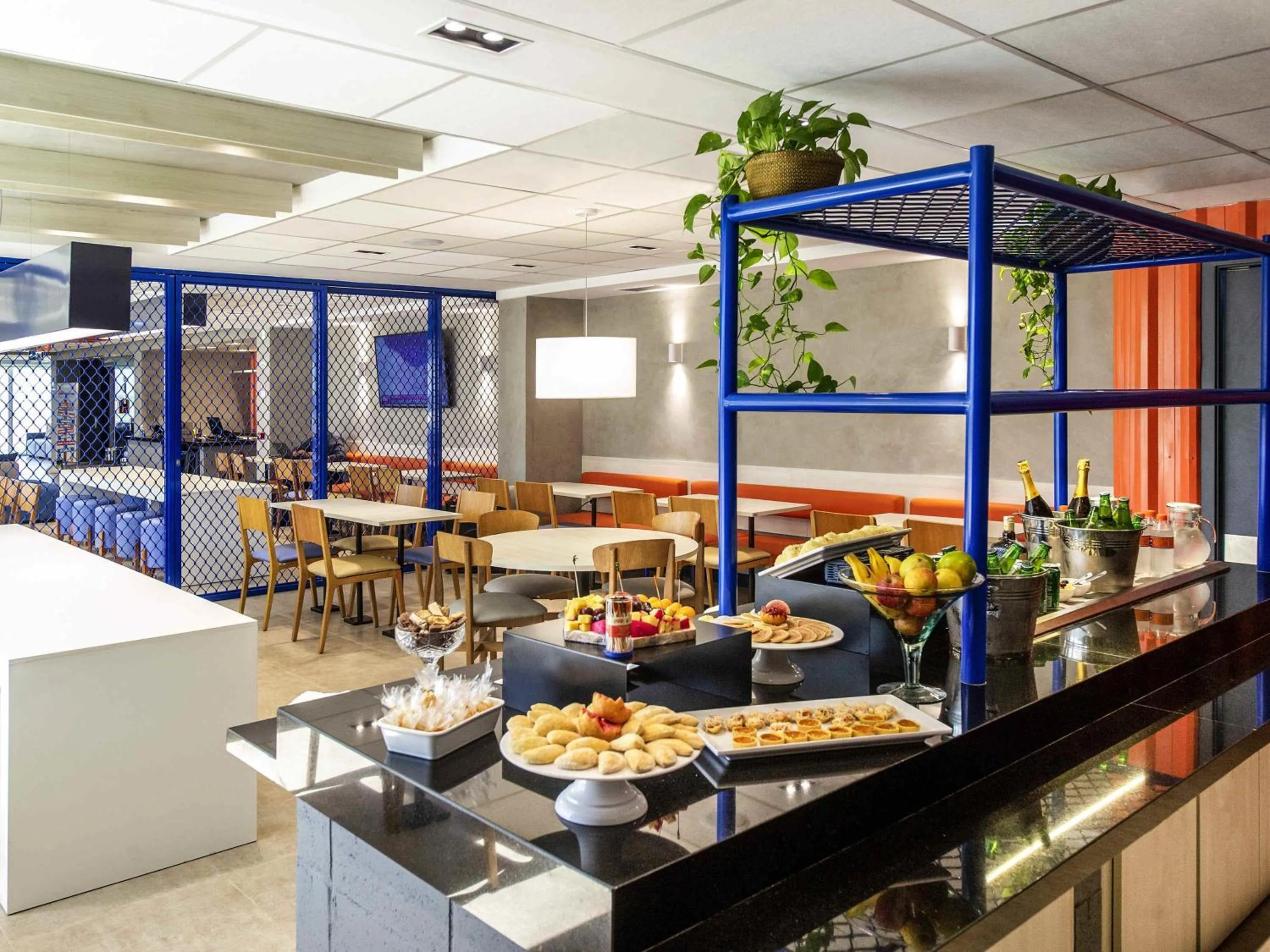 Restaurant/places to eat in ibis budget Recife Jaboatão