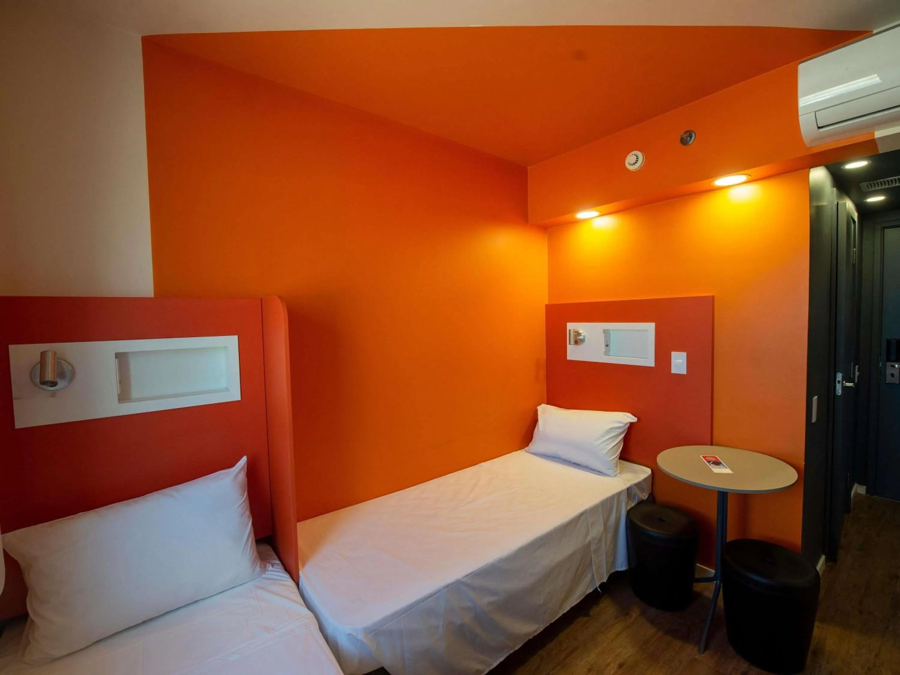 Bedroom, Bed in ibis budget Recife Jaboatão