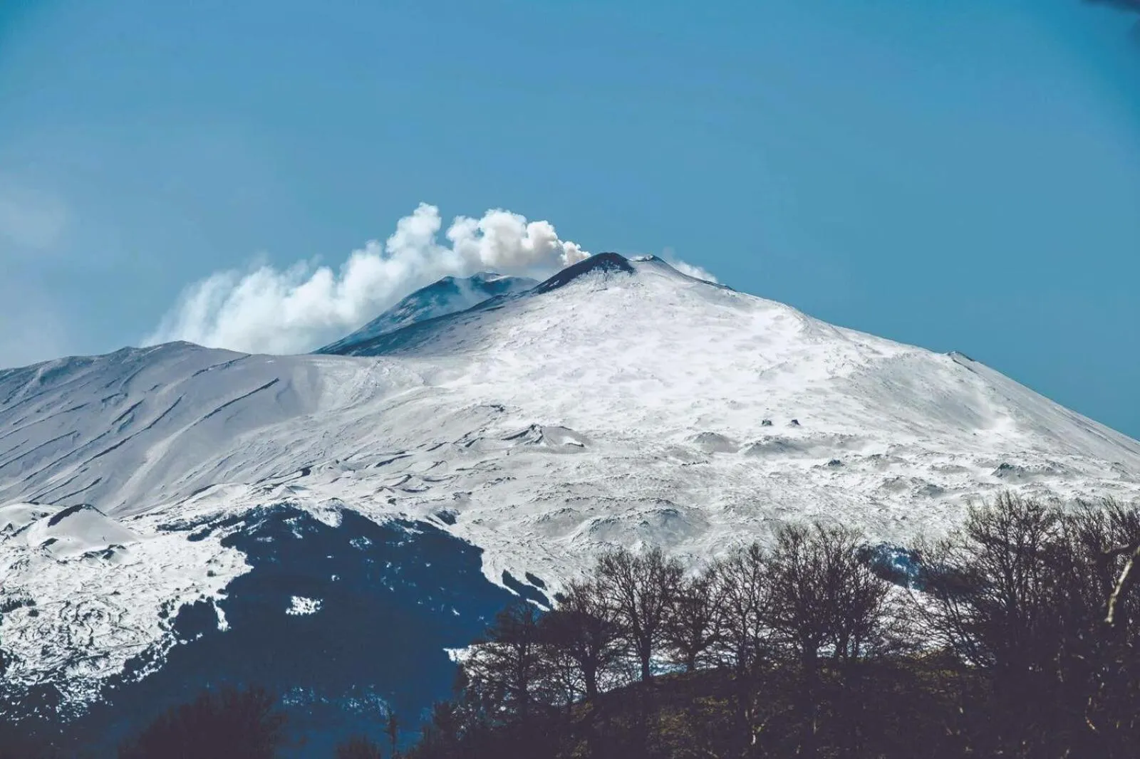 Mountain view in Etna Hotel