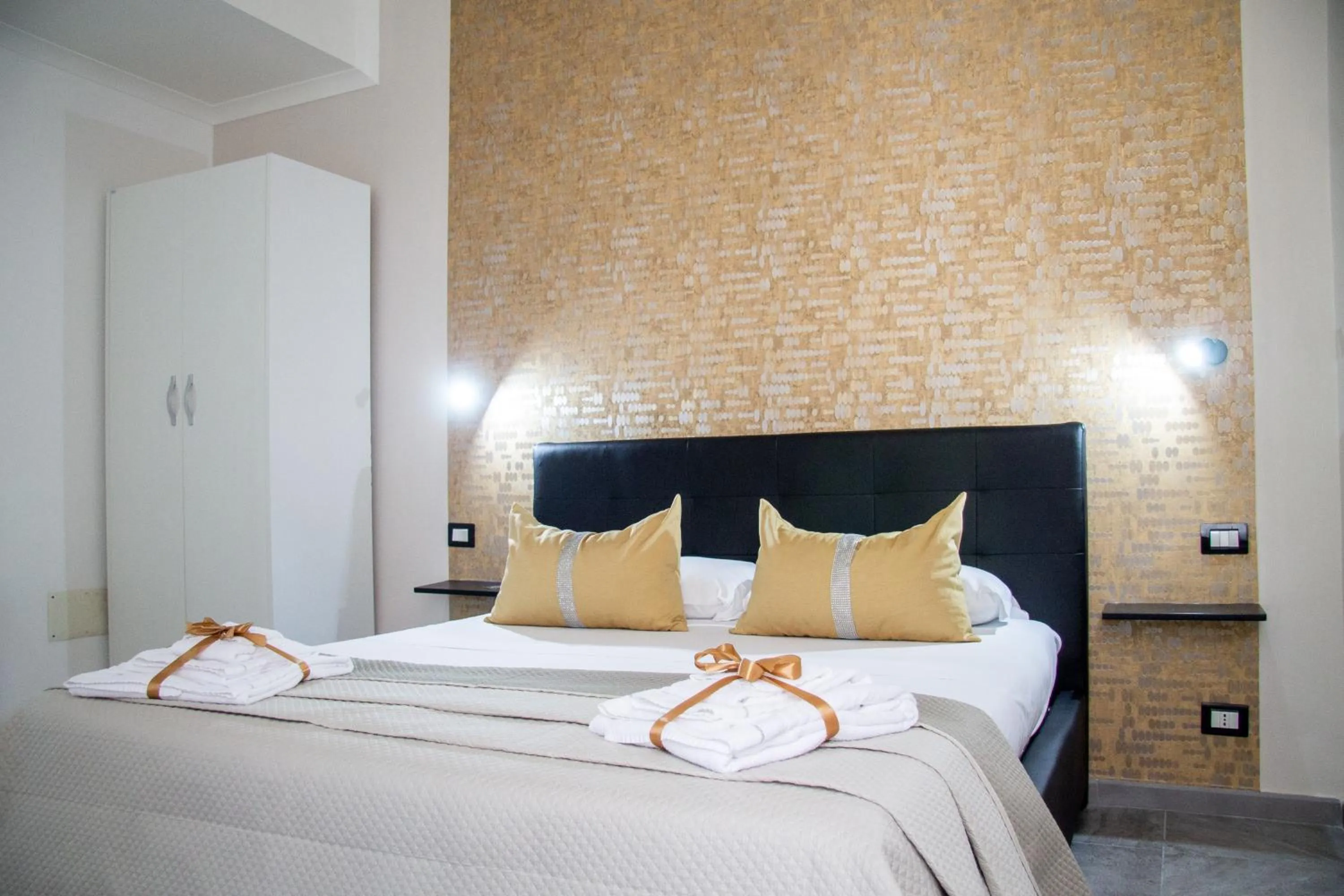 Bed in Pisacane Family