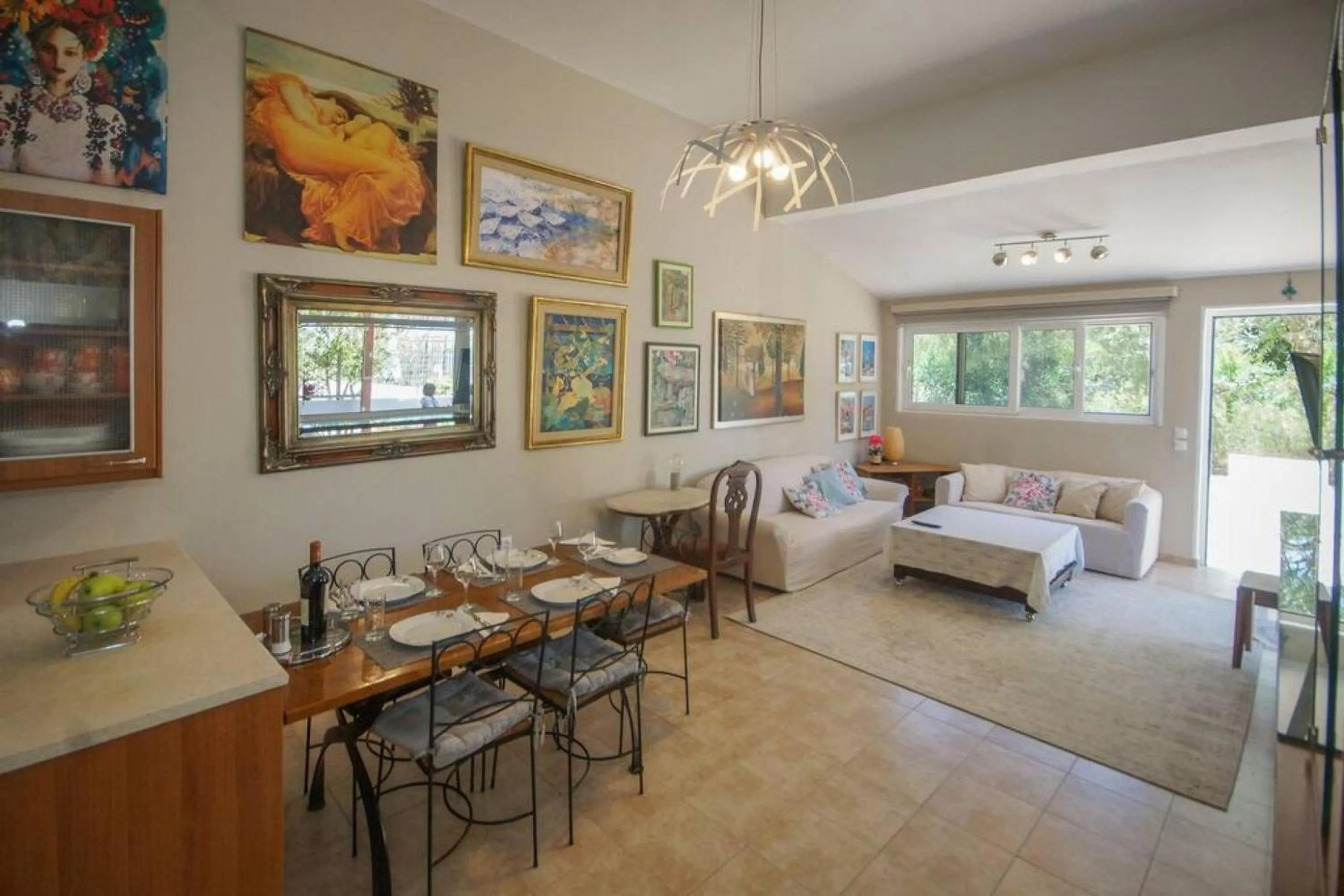 Violeta's Seaview Apartment in Rhodes