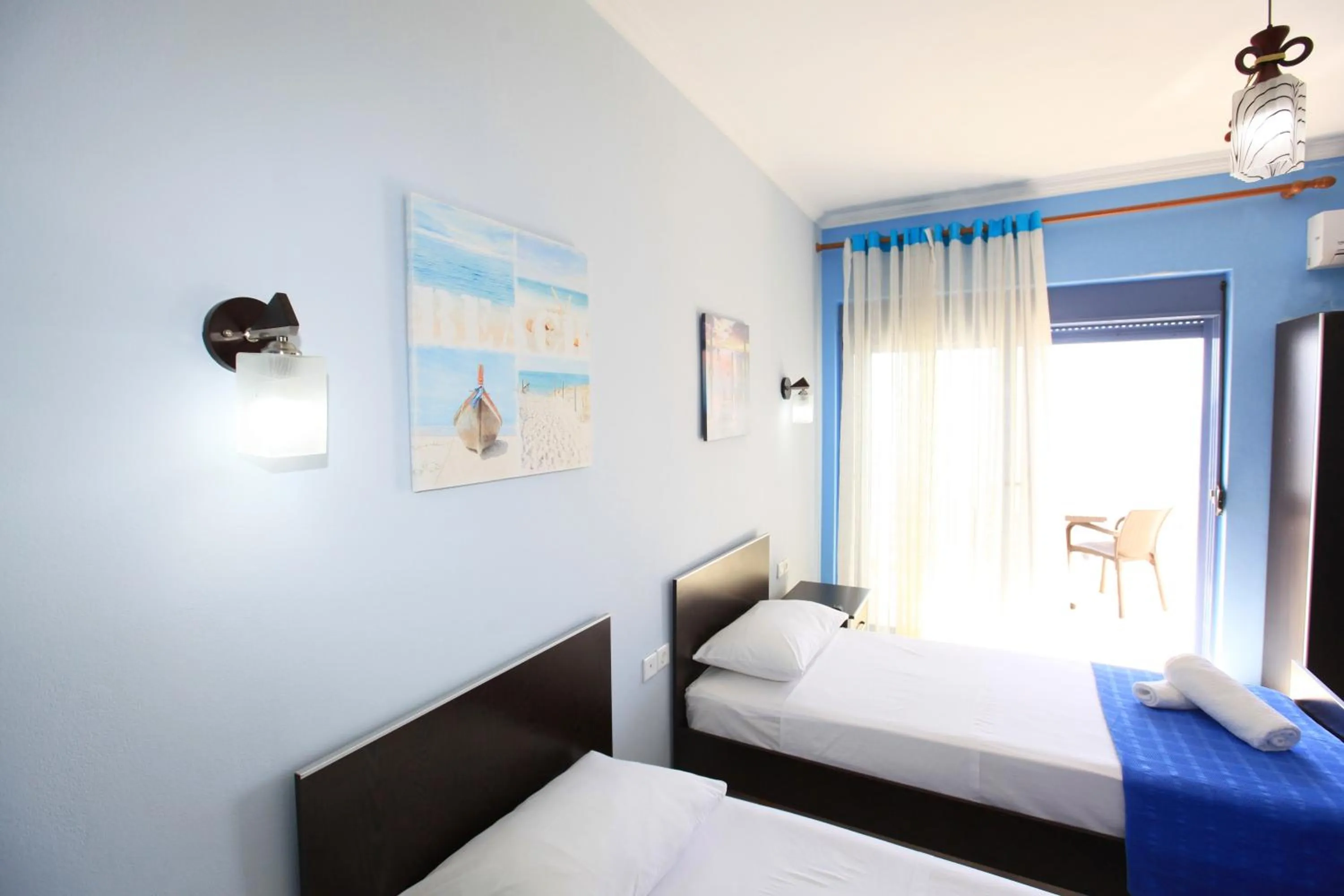 Bedroom, Bed in Keos Hotel