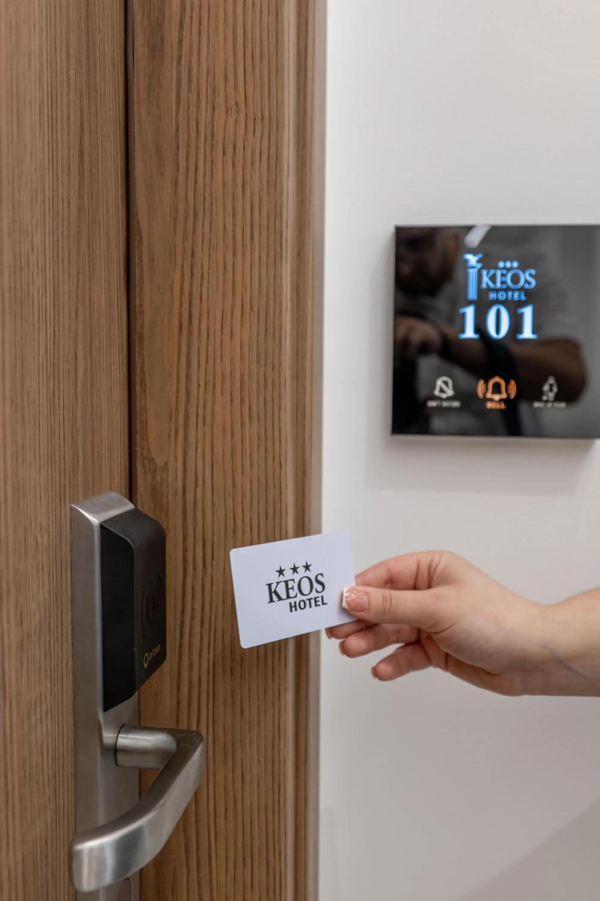 TV and multimedia in Keos Hotel