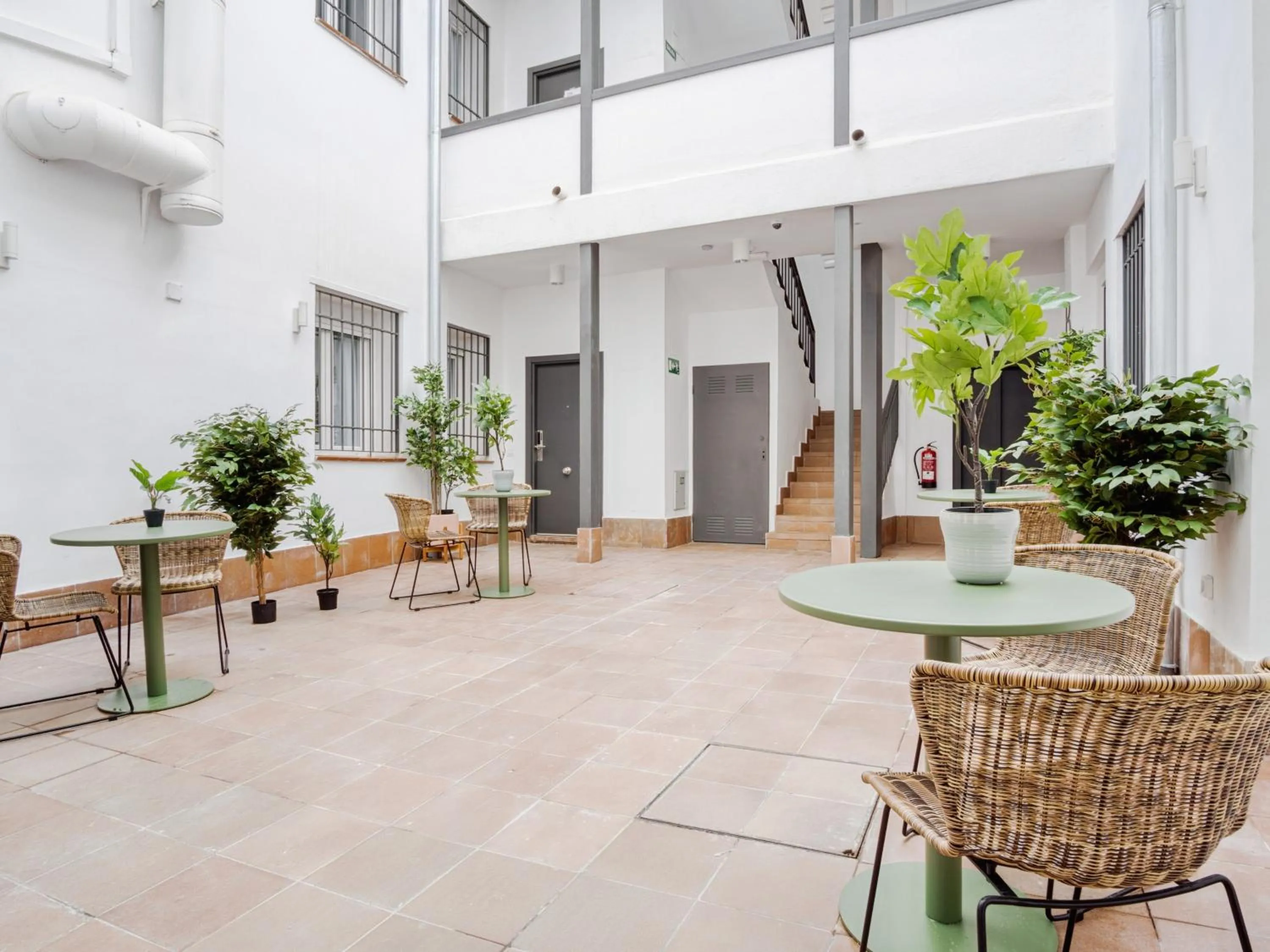 Patio in Limehome Madrid Calle Ave María - estancia temporal