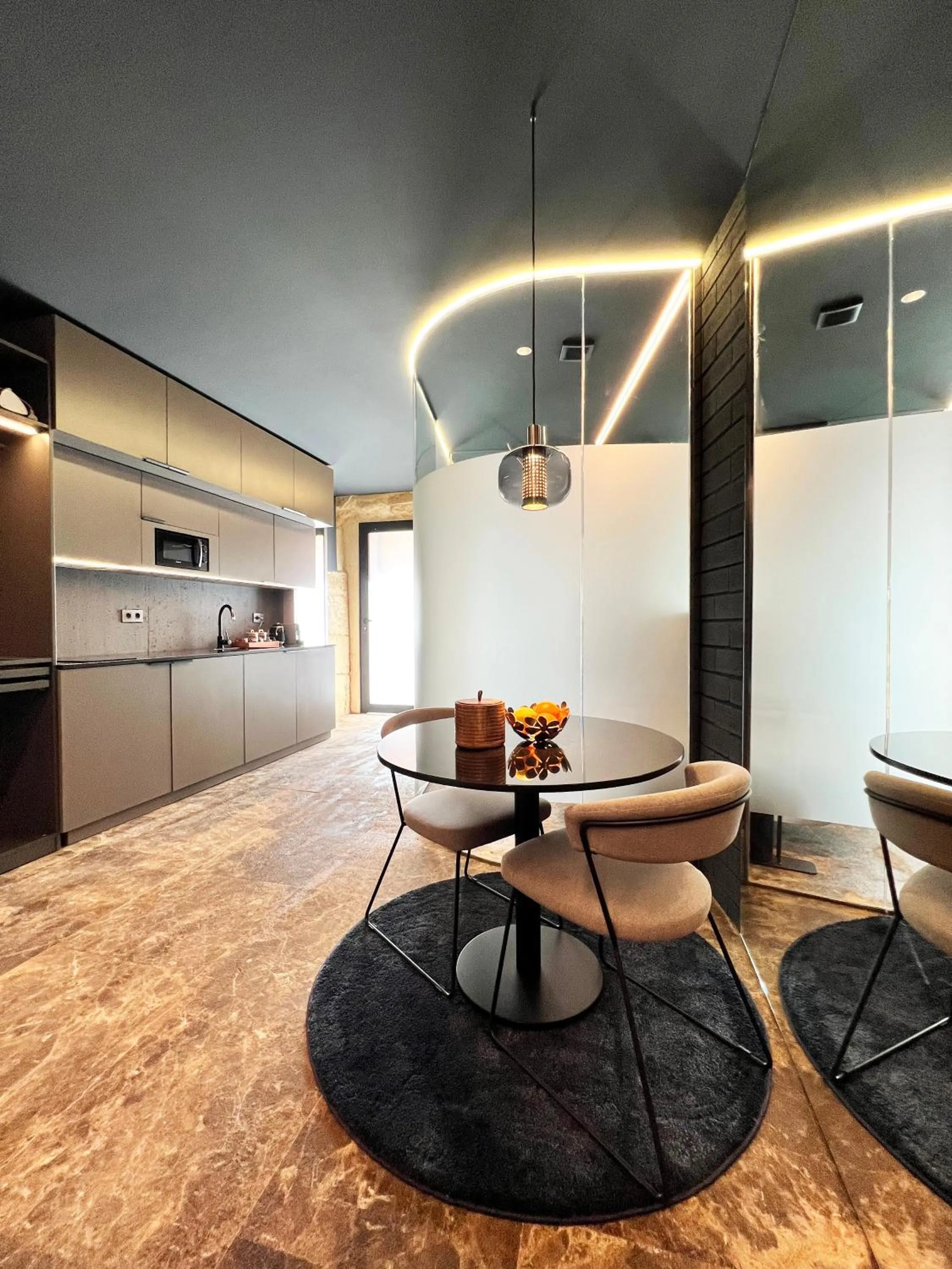 Dining area in Apartaestudios Evolution Luxury