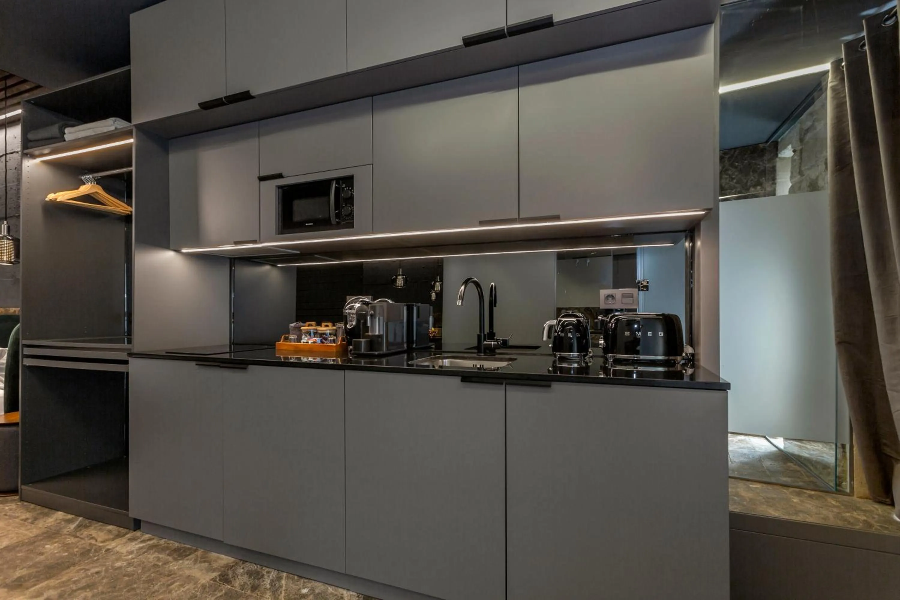 Apartaestudios Evolution Luxury