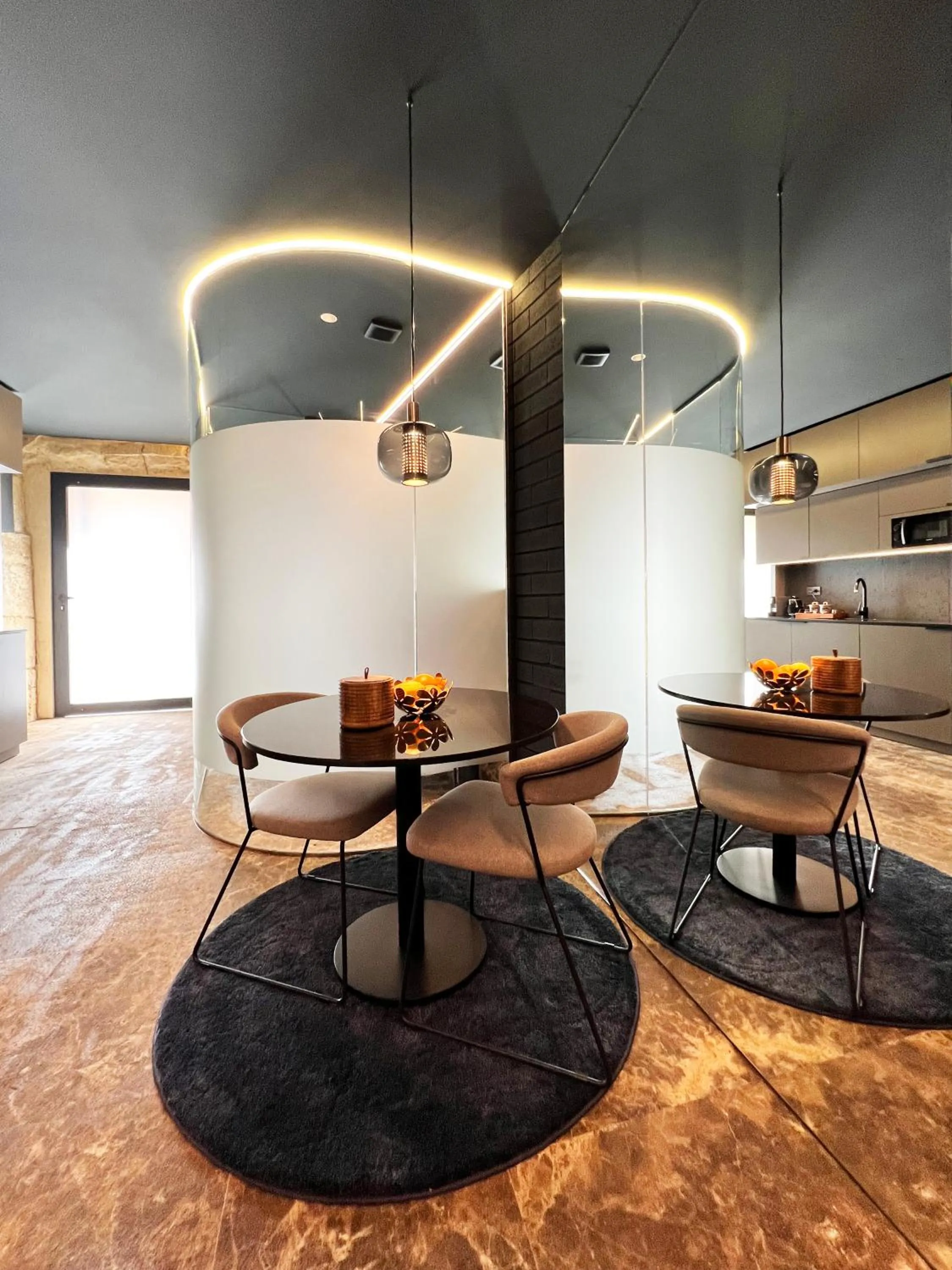 Dining area in Apartaestudios Evolution Luxury