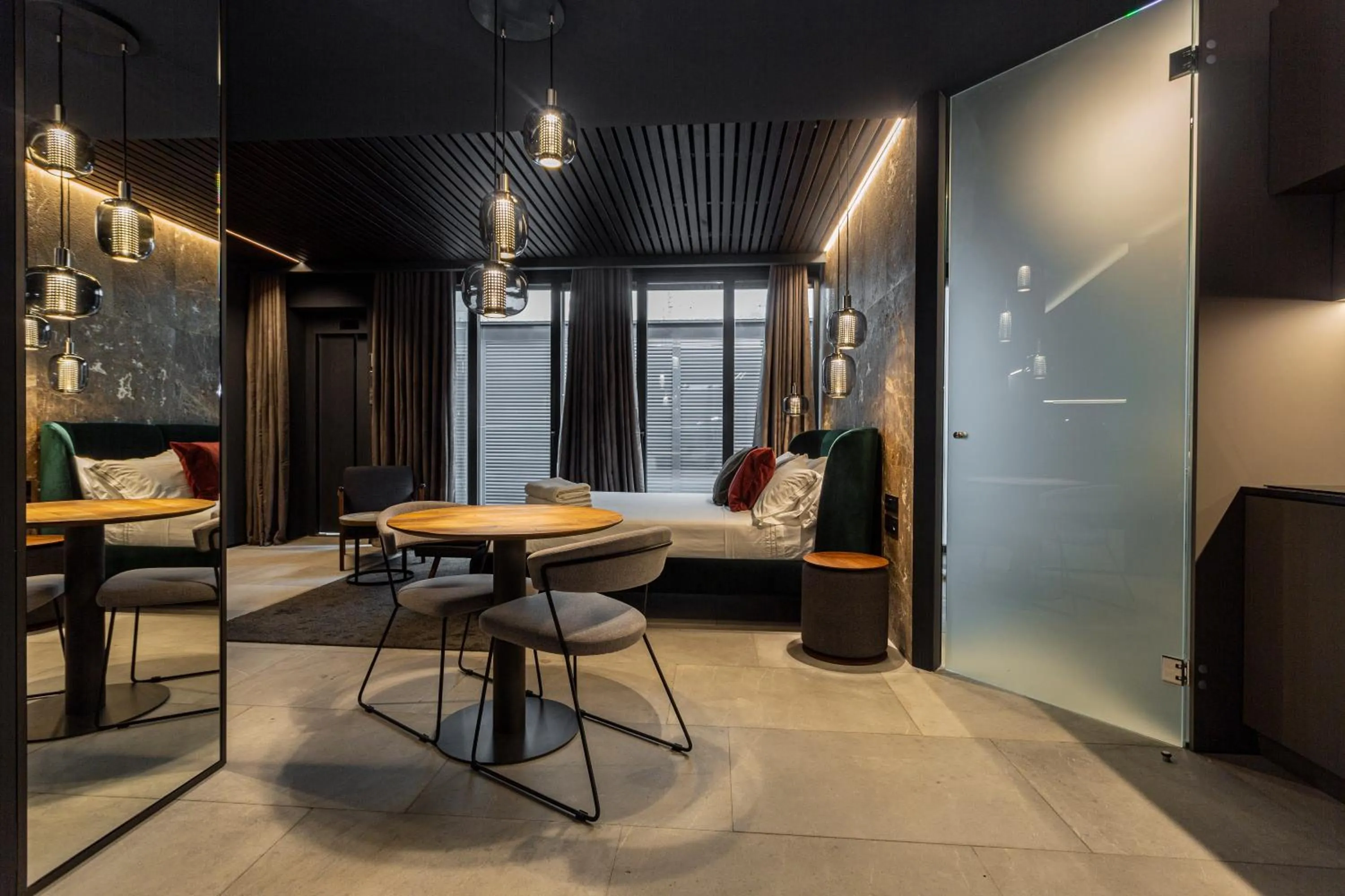 Dining area in Apartaestudios Evolution Luxury