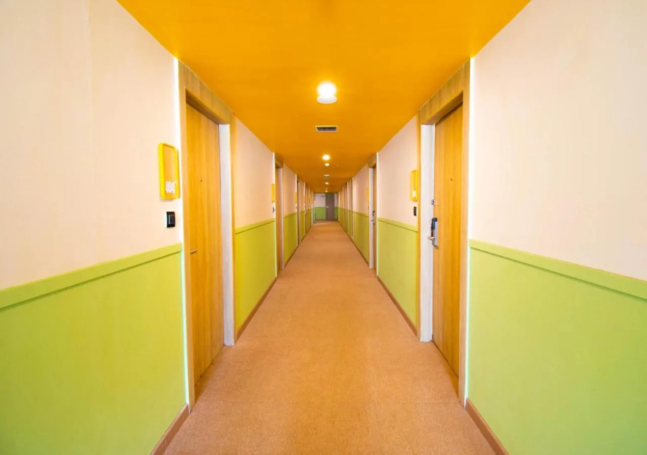 Area and facilities in Bloom Hotel - Gachibowli