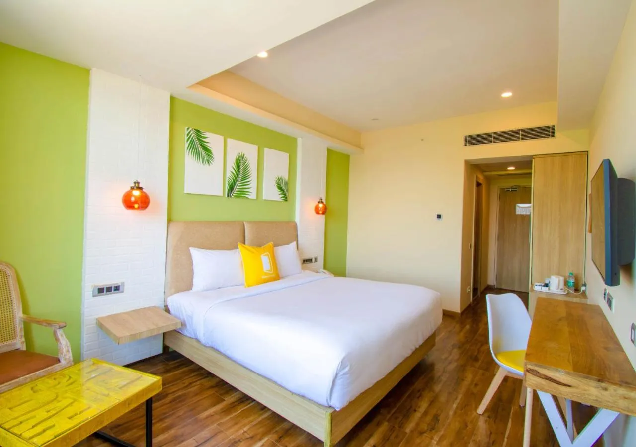 Bed in Bloom Hotel - Gachibowli