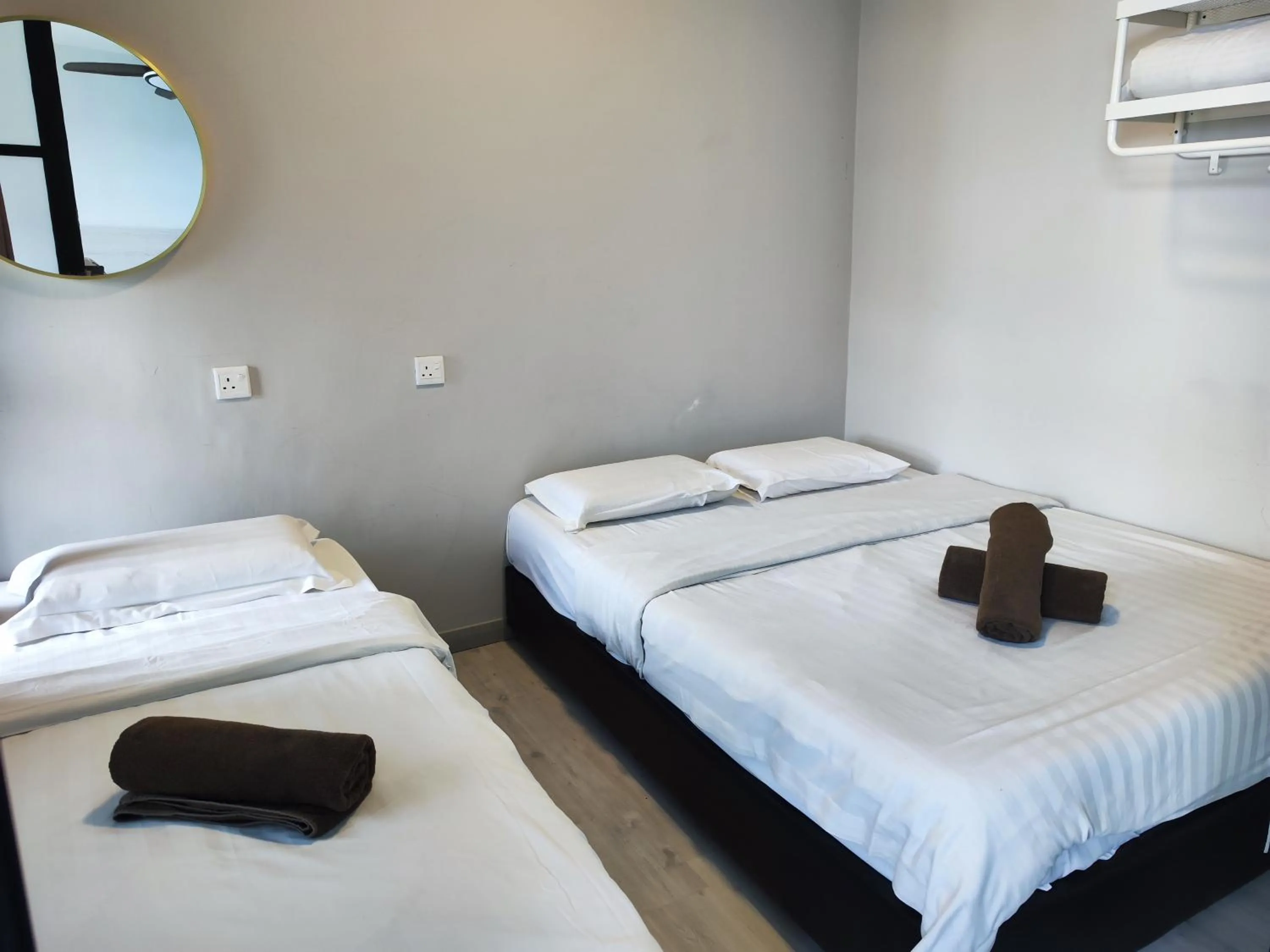 Bed in Jesselton Quay Citypads