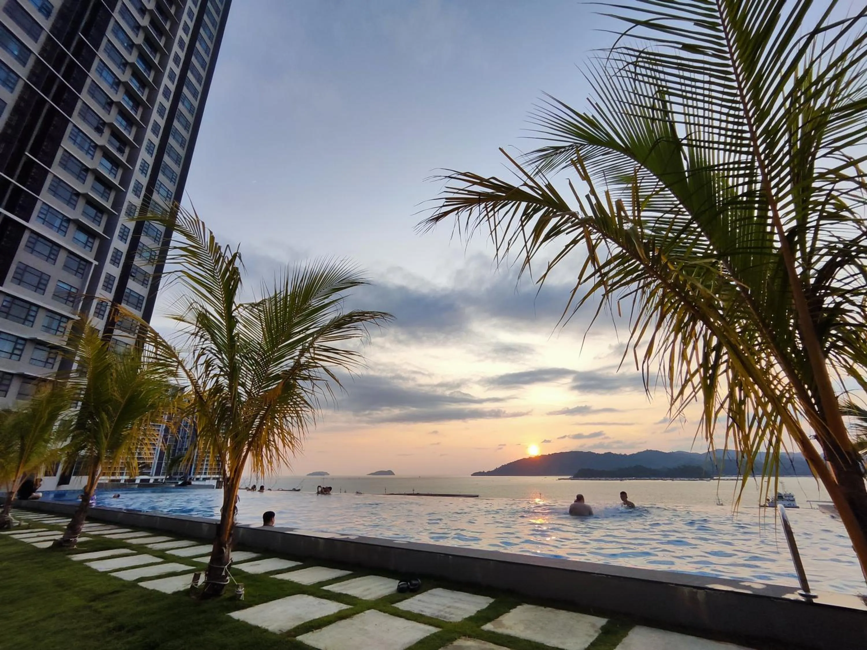 Property building in Jesselton Quay Citypads