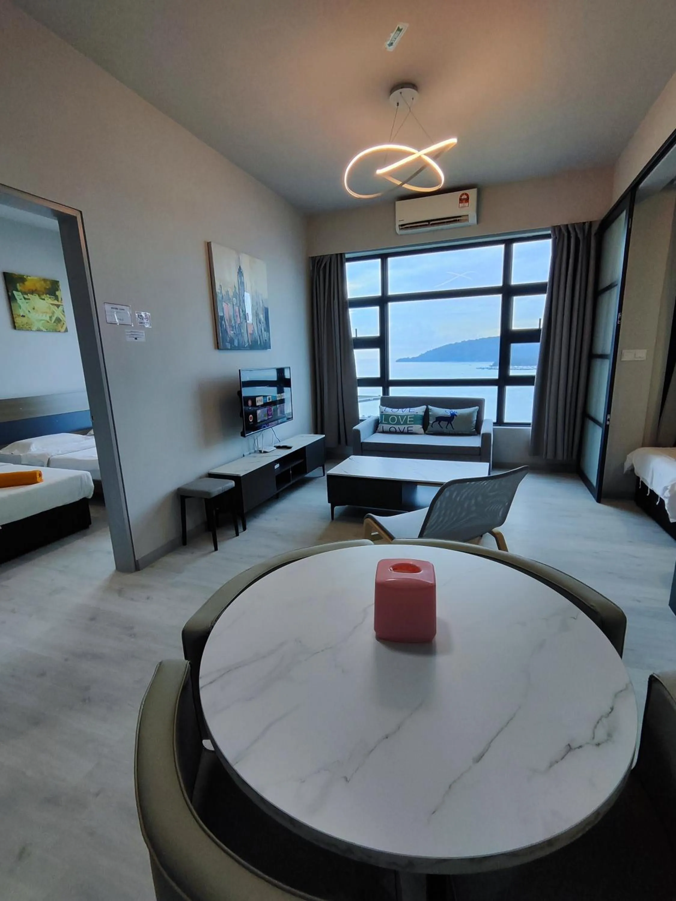 Bed in Jesselton Quay Citypads