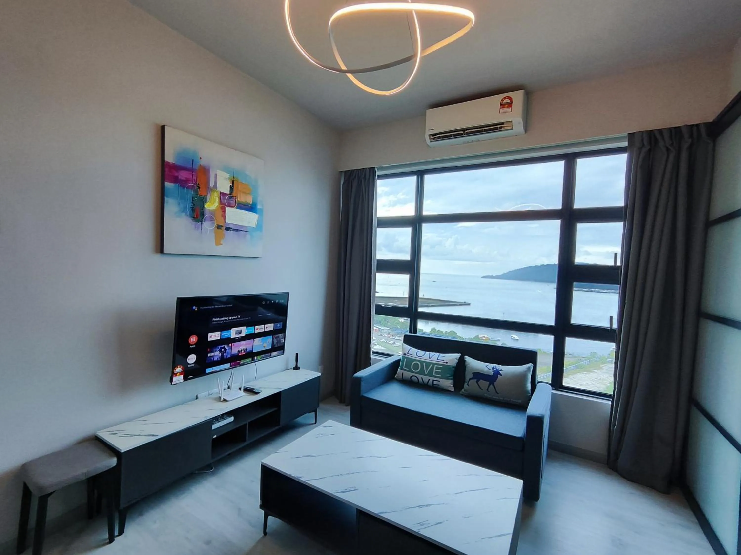 Bed in Jesselton Quay Citypads