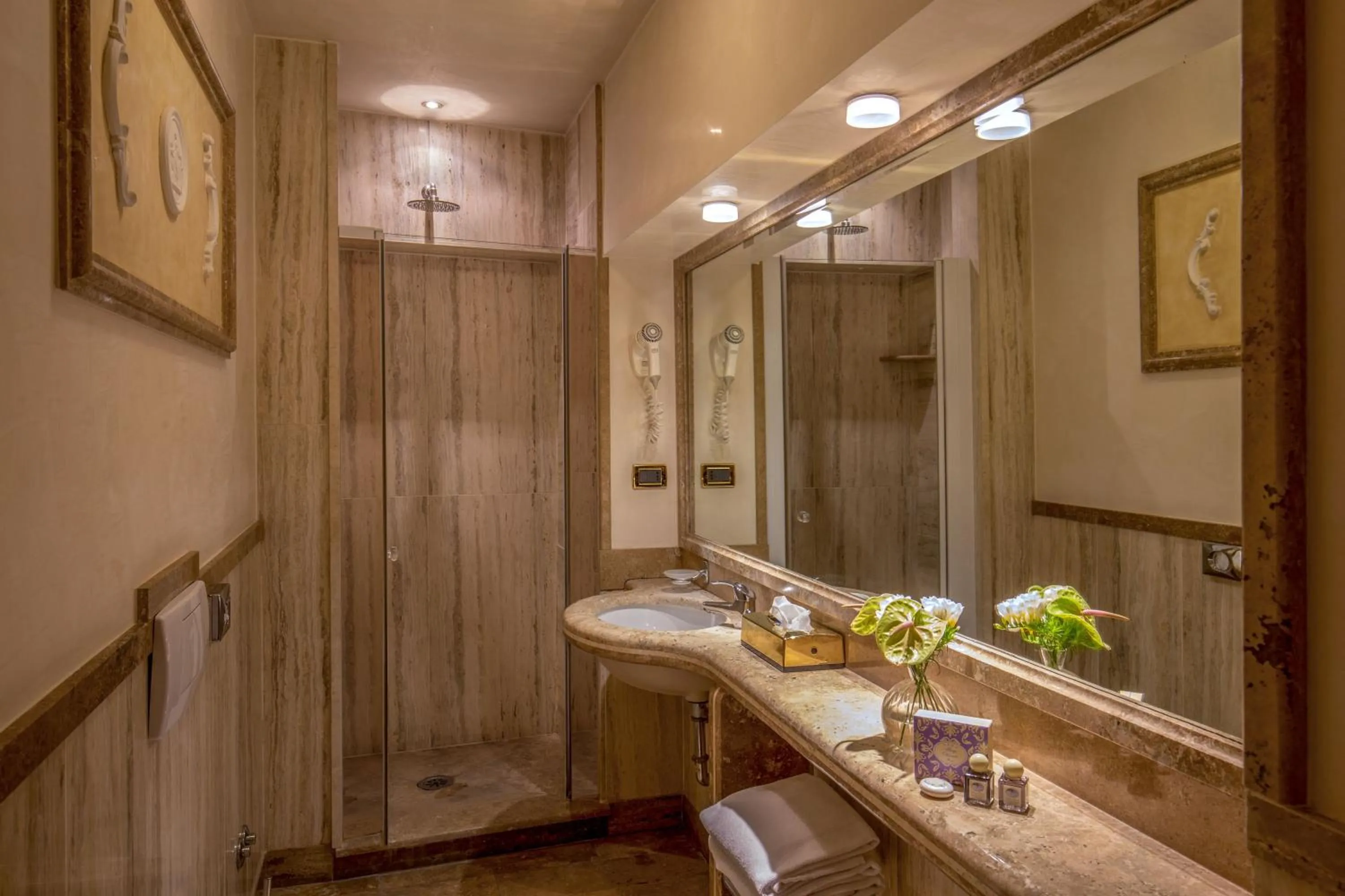 Bathroom in Albergo Ottocento
