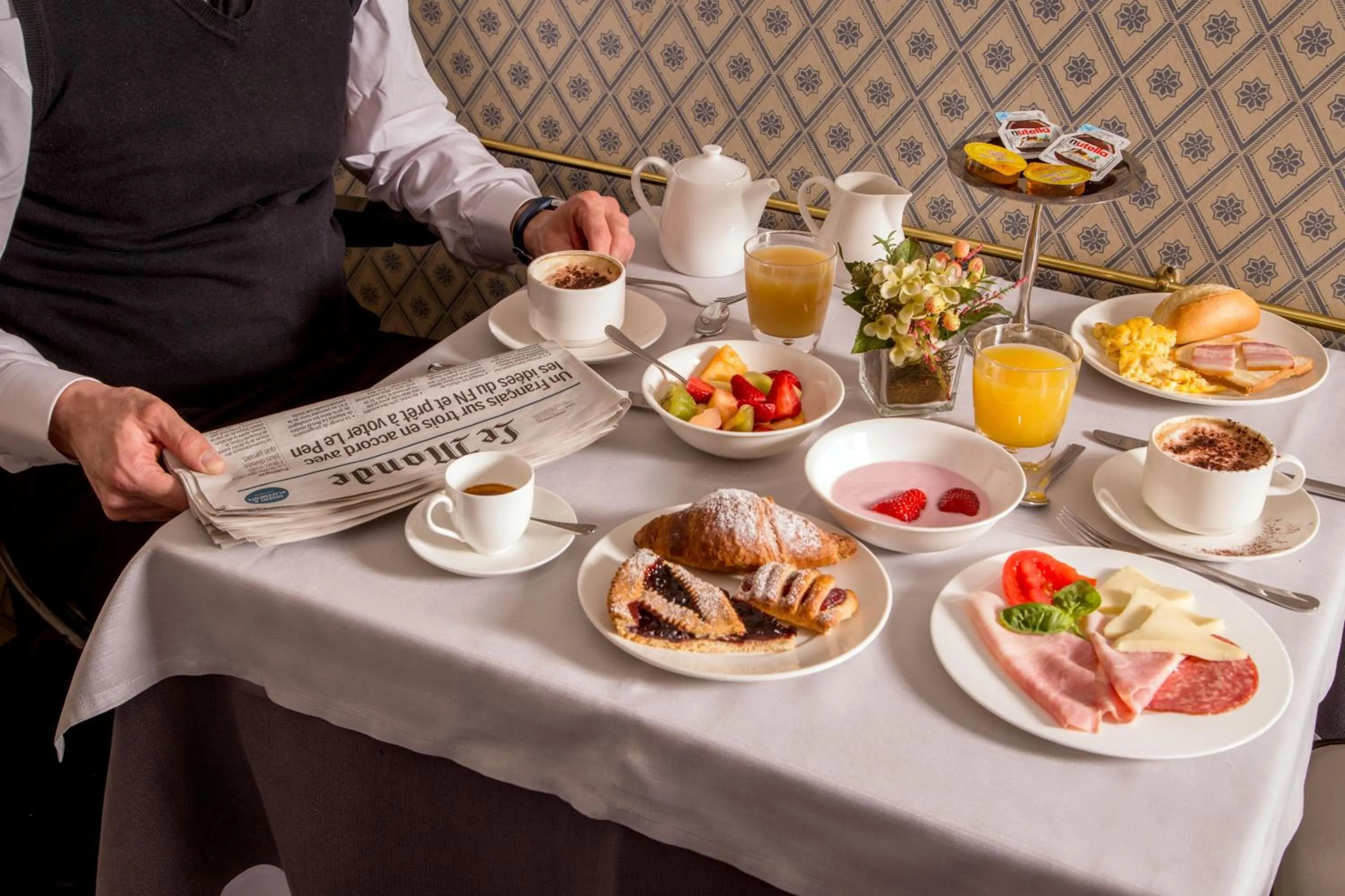 Restaurant/places to eat in Albergo Ottocento