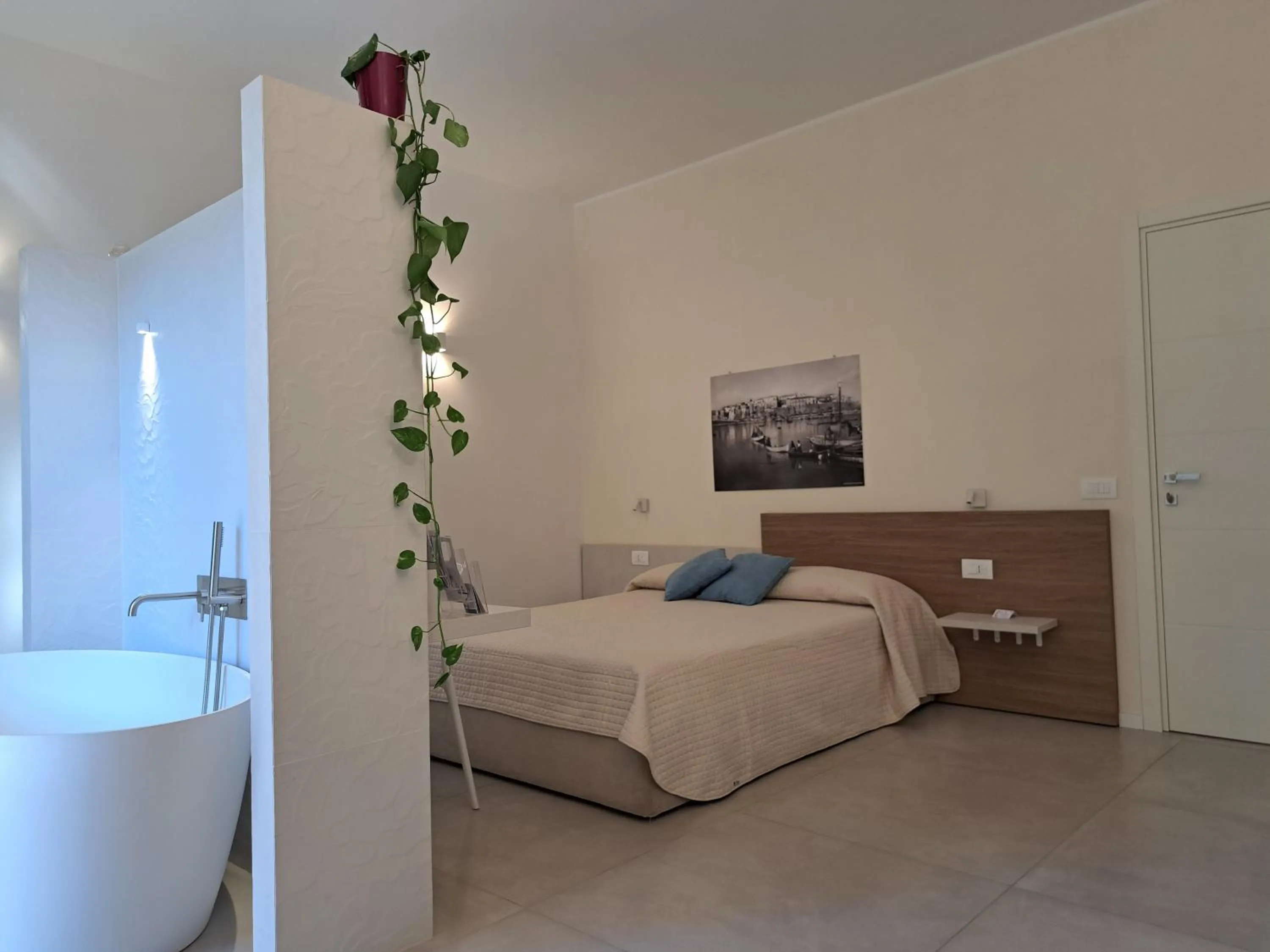 Bedroom, Bed in B&B LE MAGNOLIE