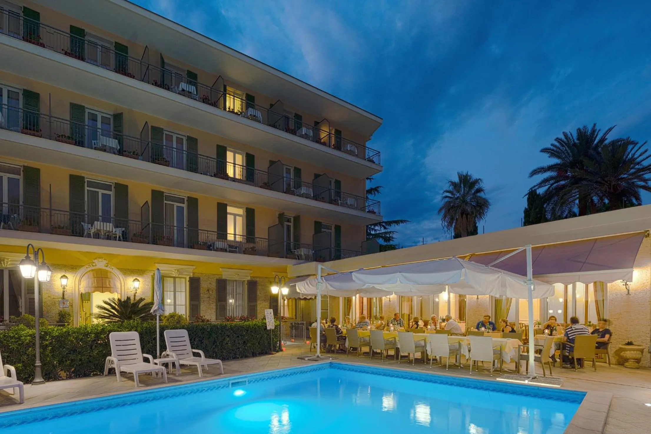 Property building in Hotel Paradiso