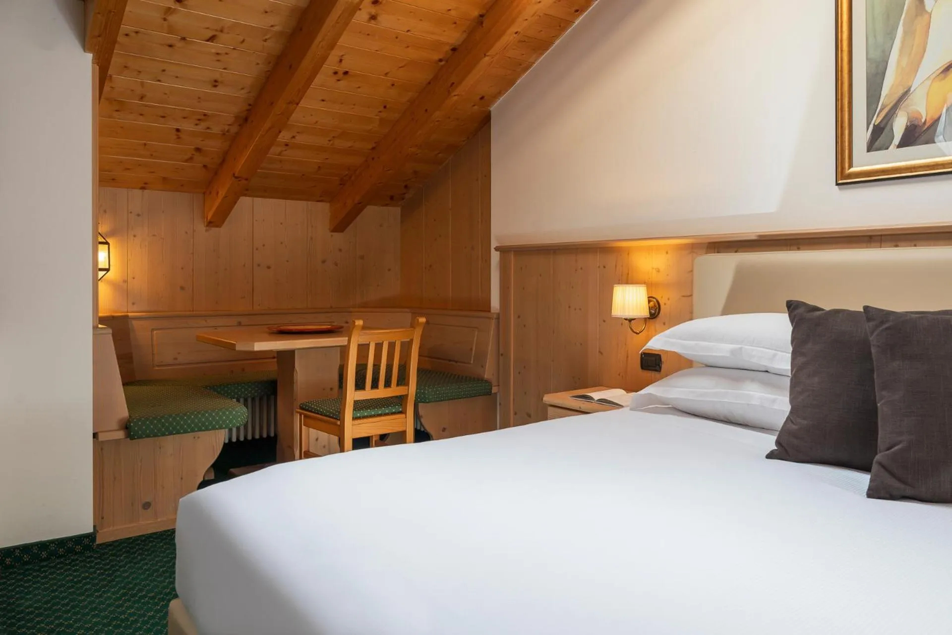 Living room, Bed in Hotel La Maison Wellness & Spa