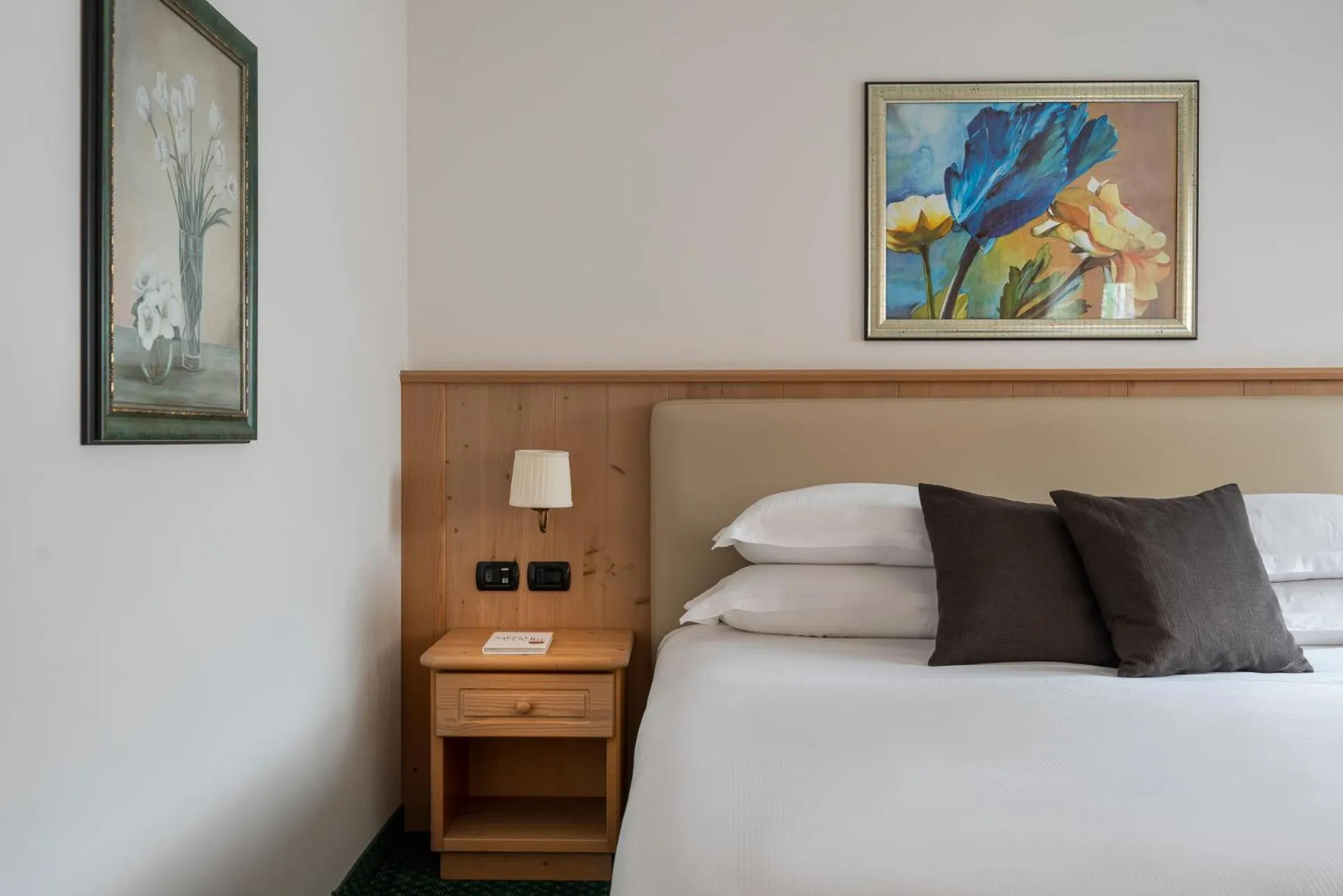 Photo of the whole room, Bed in Hotel La Maison Wellness & Spa