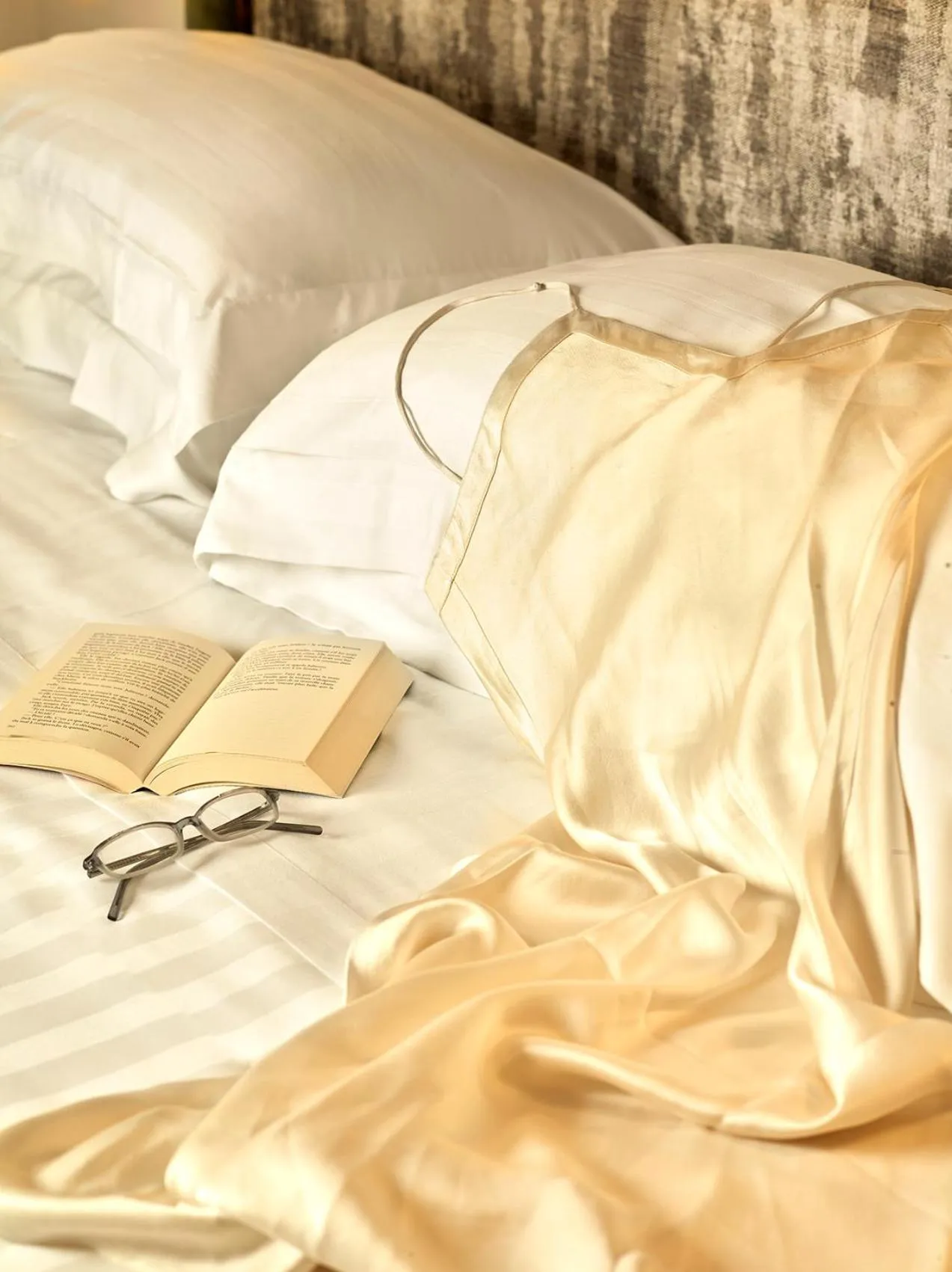 Bed in Trianon Borgo Pio Aparthotel
