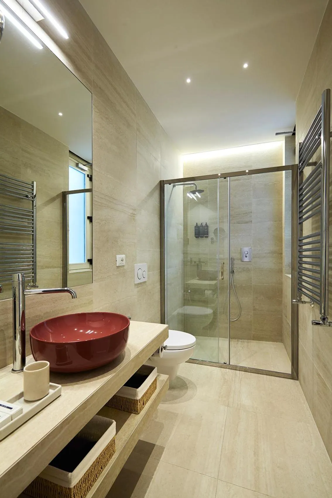 Bathroom in Trianon Borgo Pio Aparthotel