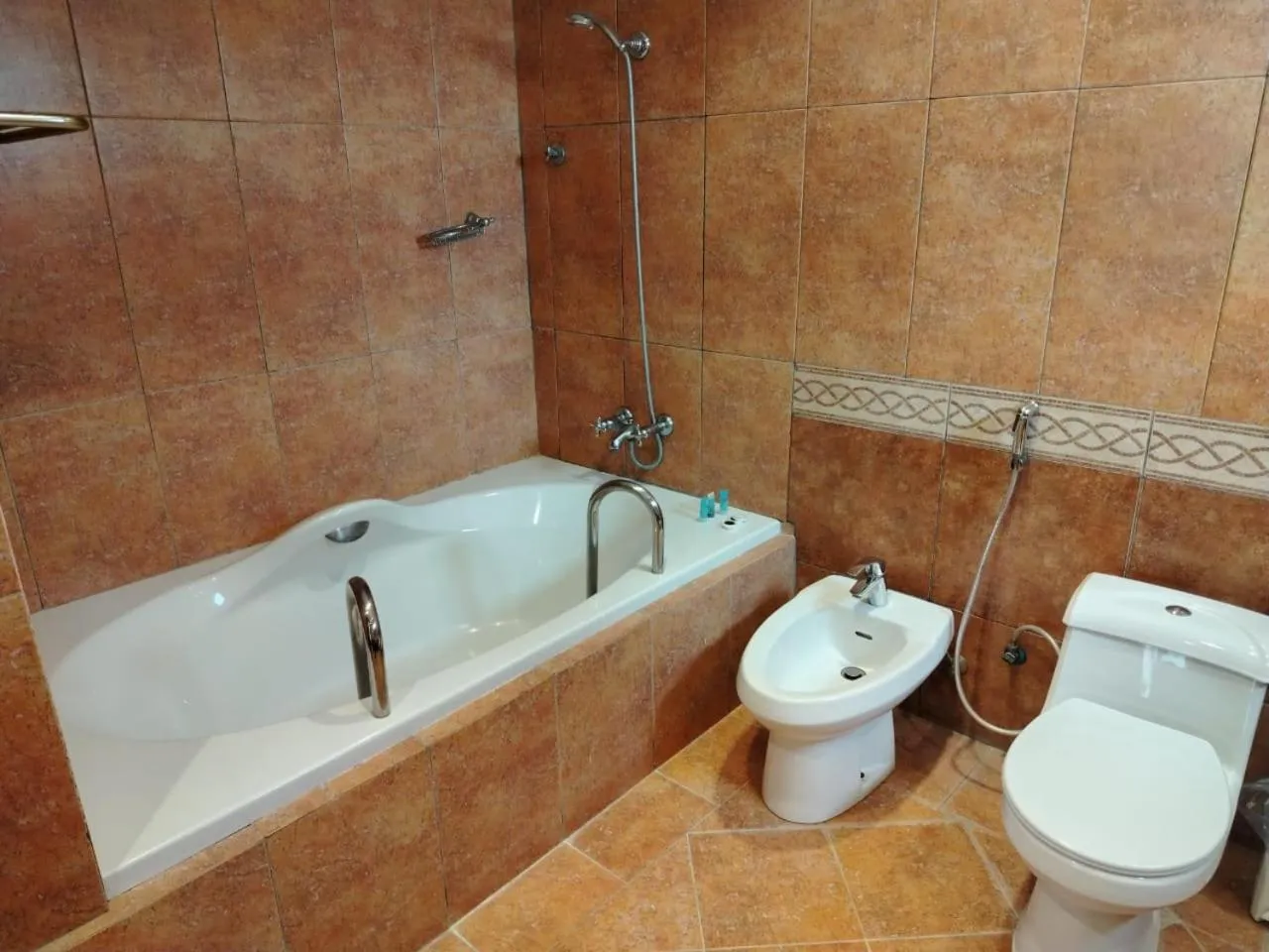 Shower in Al-Borg Al-Watheer Serviced apartments