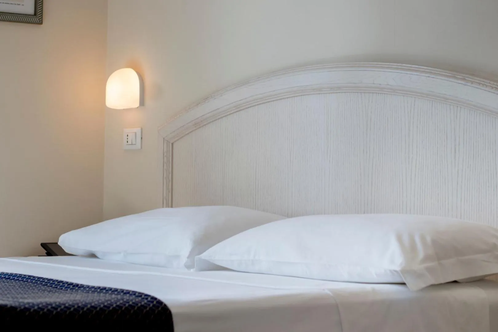 Bed in Hotel Villa Mare