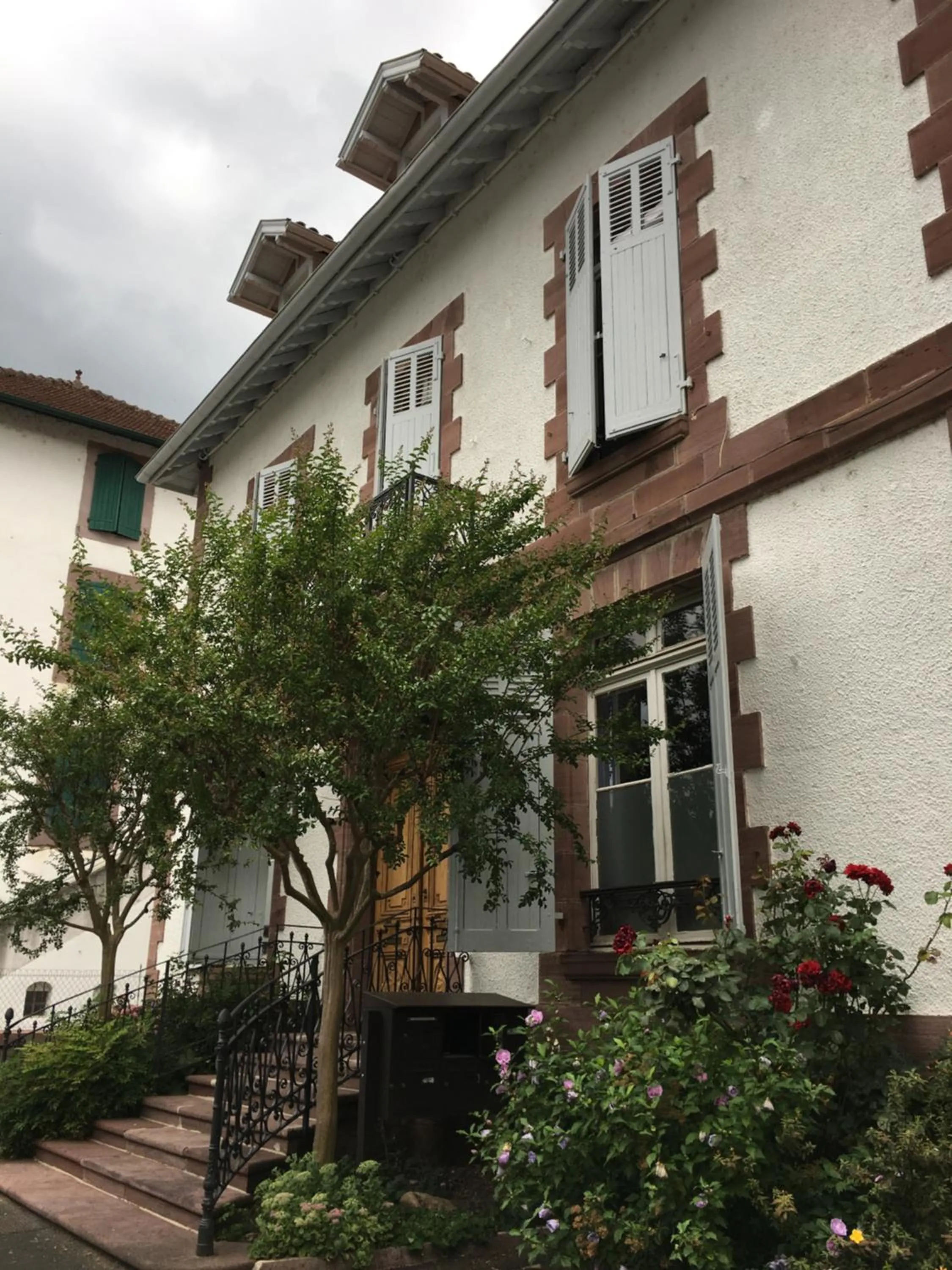 Property building in La Villa Esponda