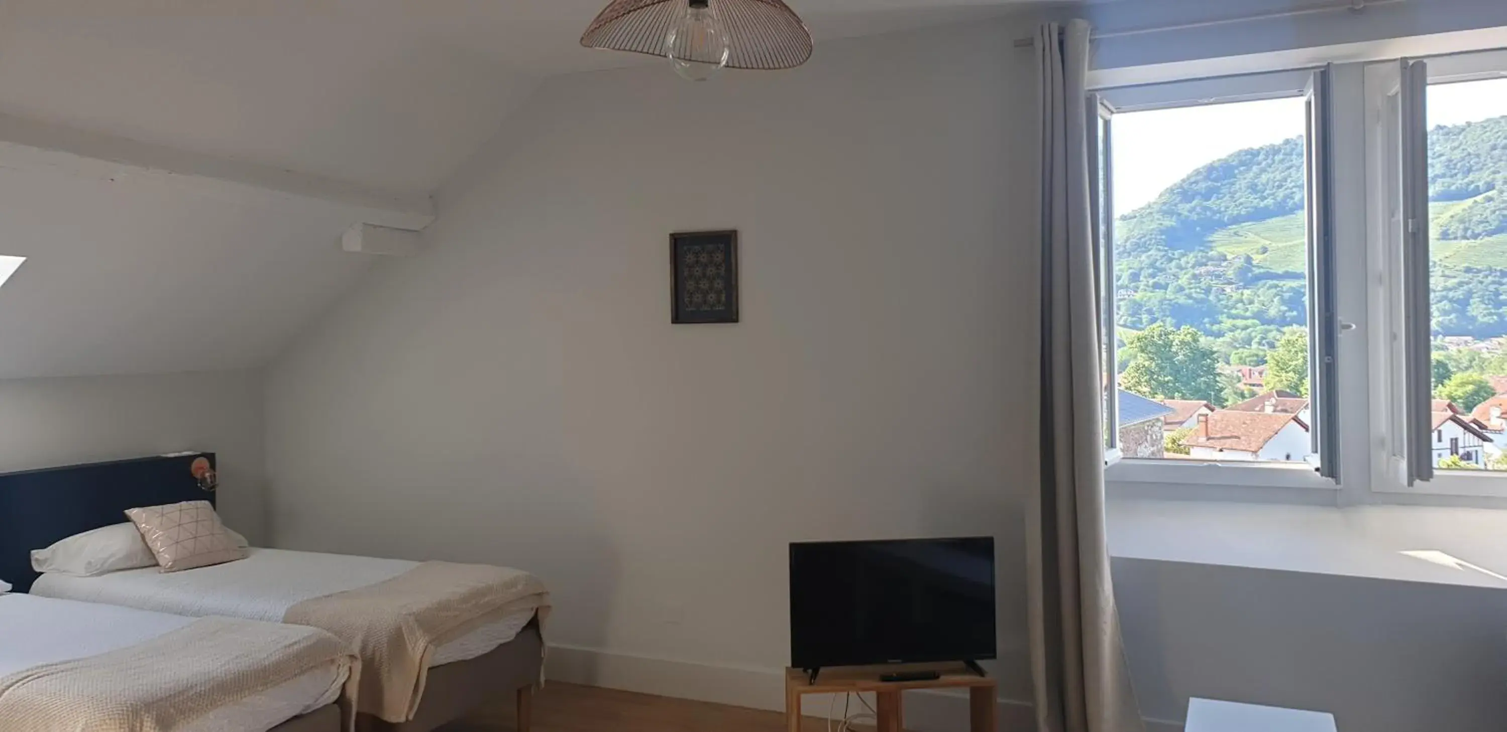 Studio with Mountain View in La Villa Esponda Studio with Mountain View in La Villa Esponda