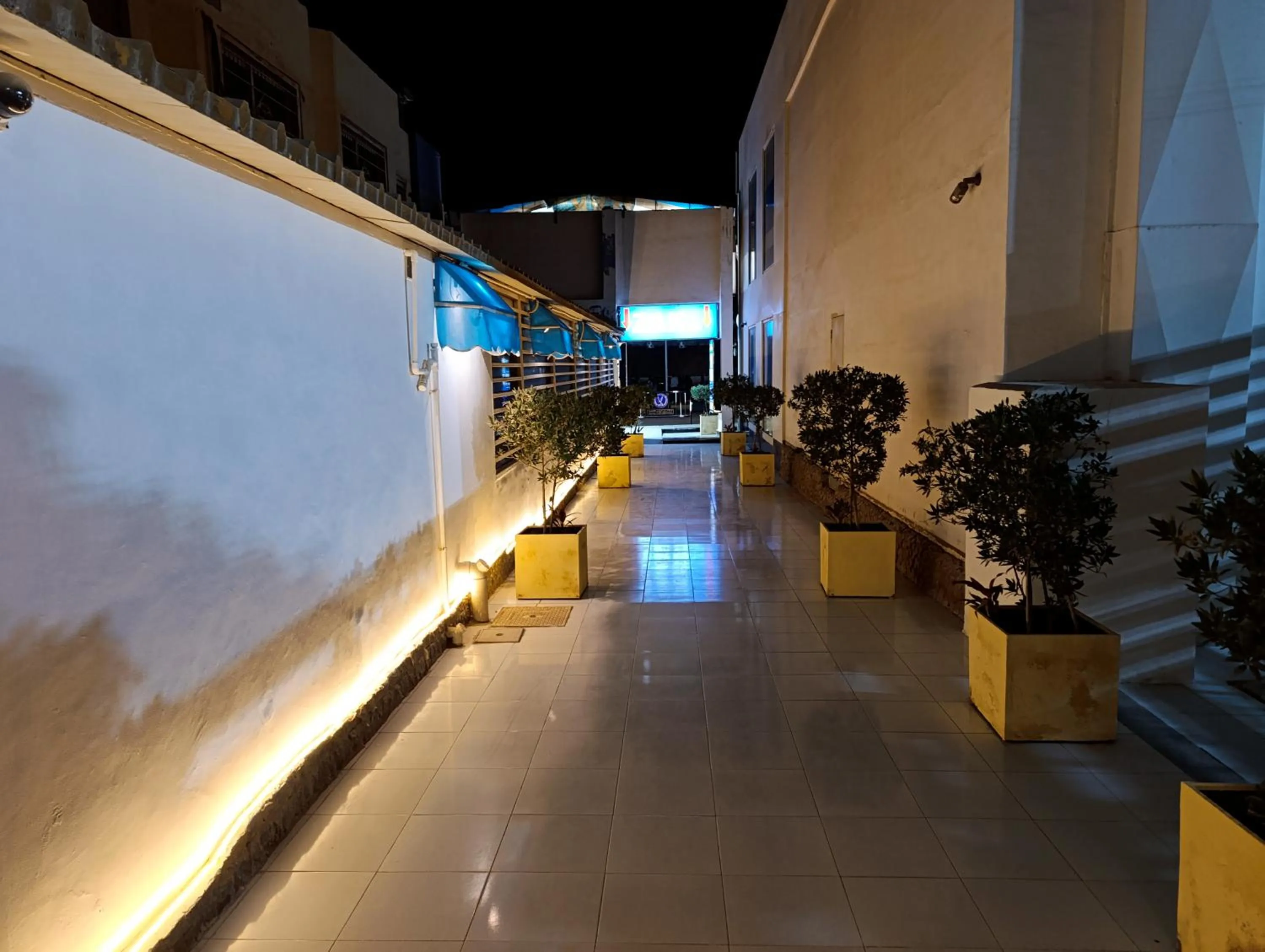 Facade/entrance in Zak Inn