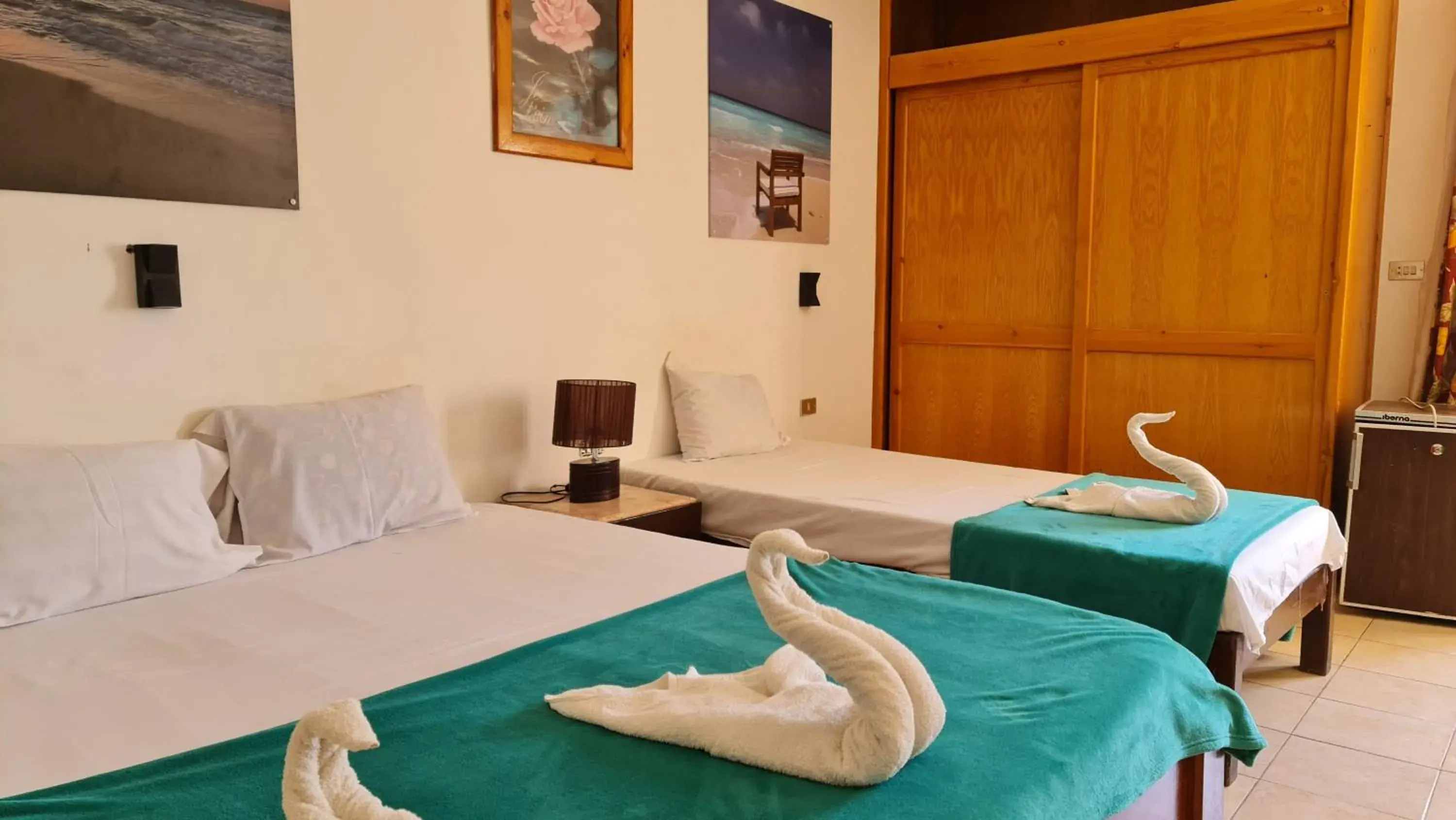 Economy Double Room in Zak Inn Economy Double Room in Zak Inn