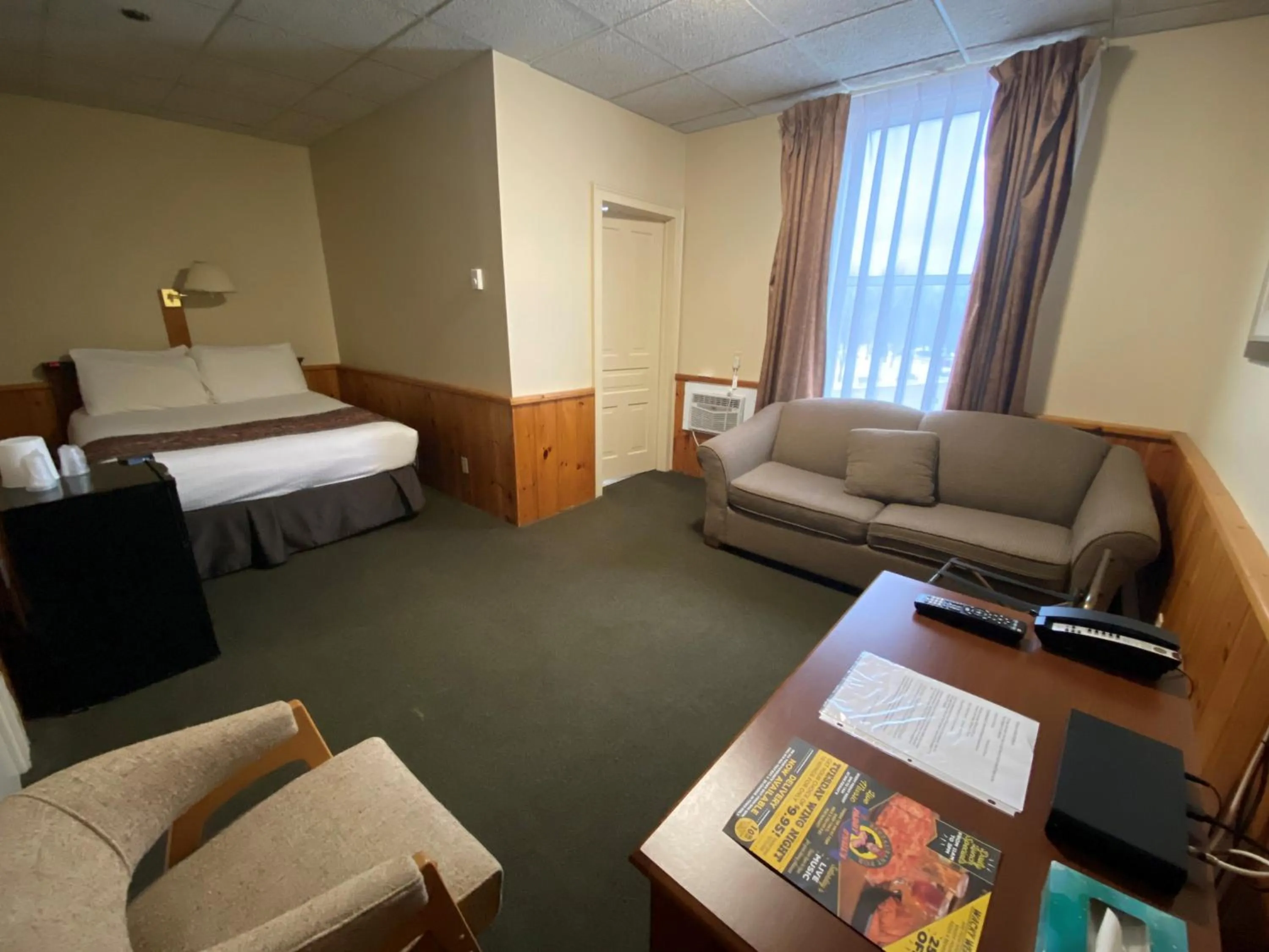 TV and multimedia, Bed in Hotel Bedford