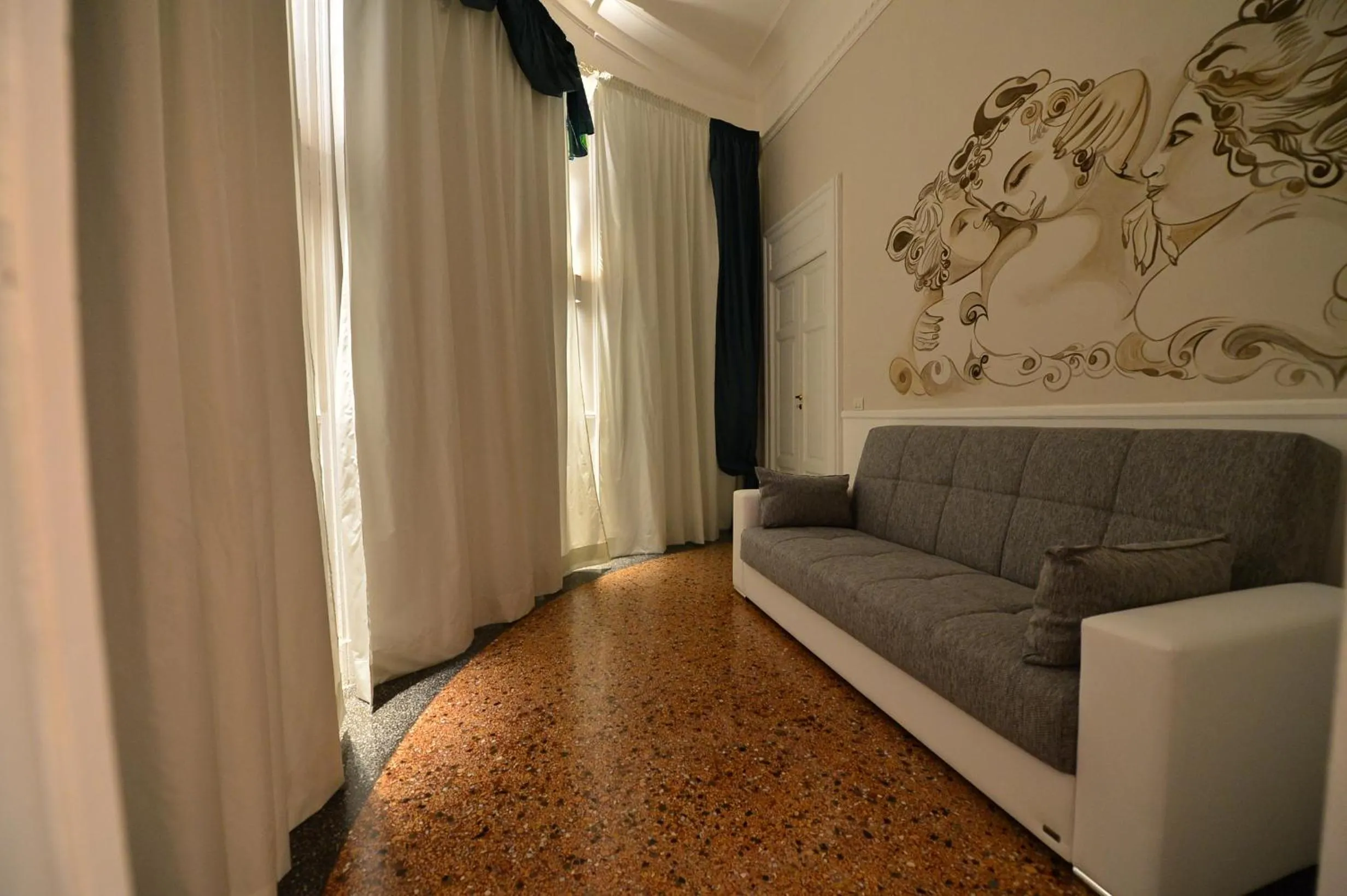 Seating area in Conte di Cavour