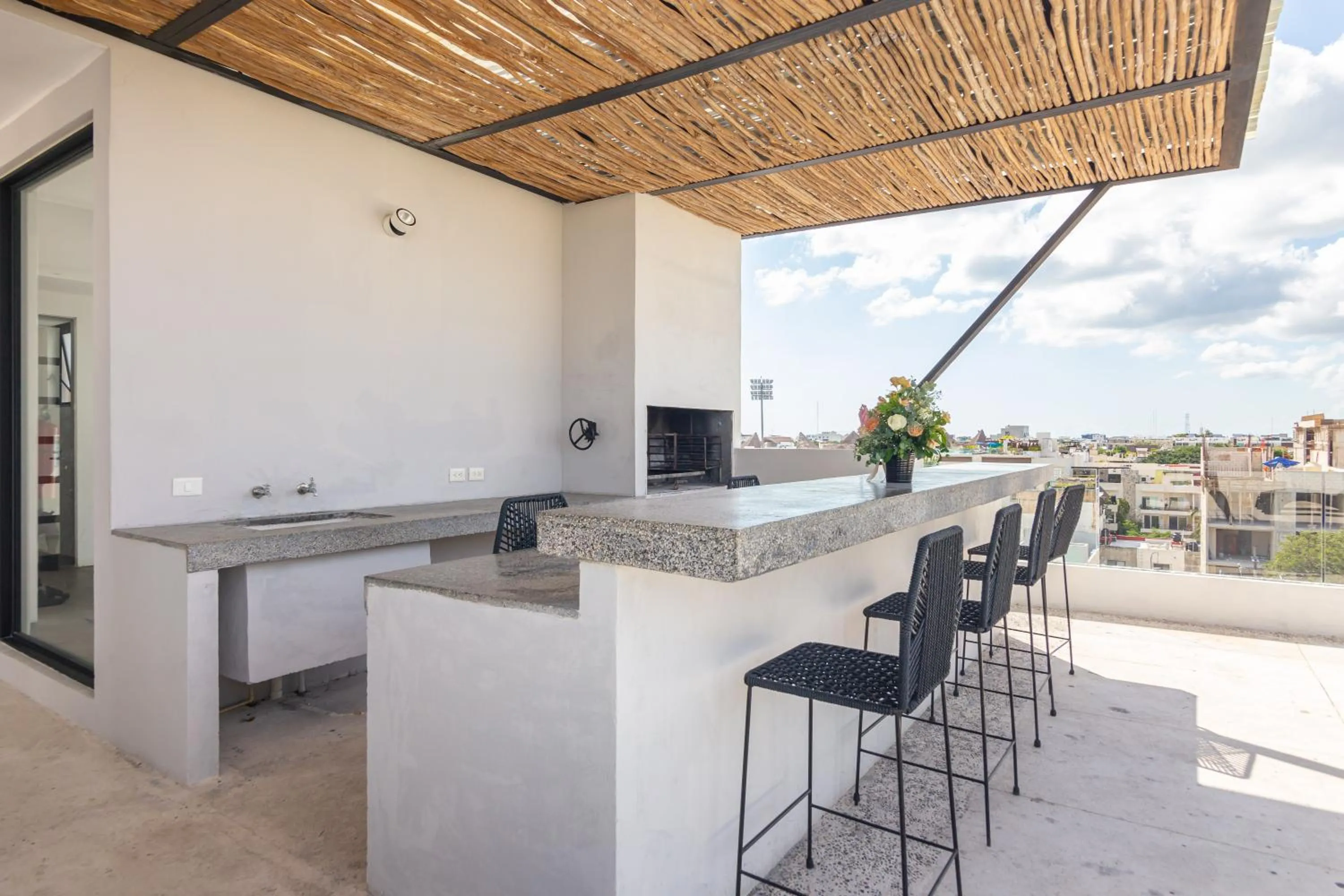 BBQ facilities in Toh House Luxury by Boutique Apartments MX