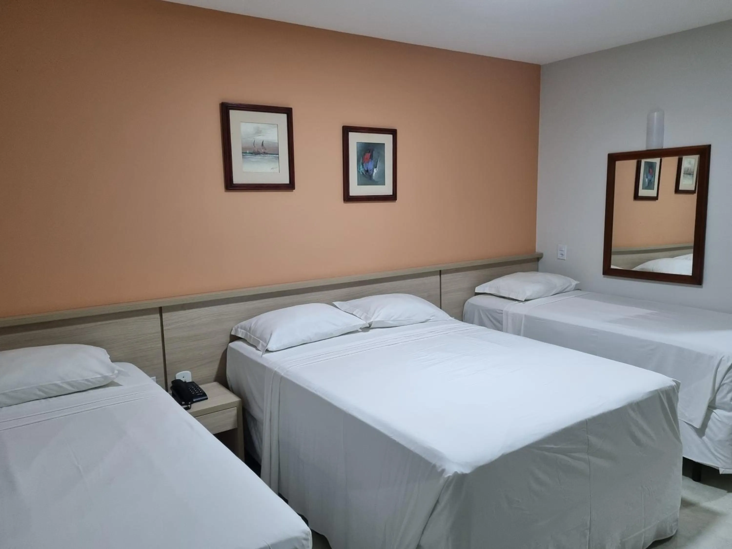 Bed in LC TEMPORADAS PORTOBELLO PARK HOTEL