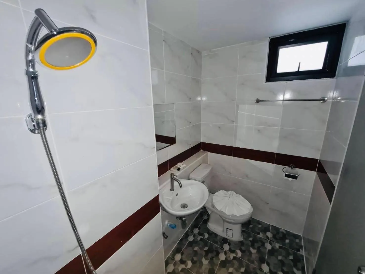 Bathroom in Dinosaur Apartment