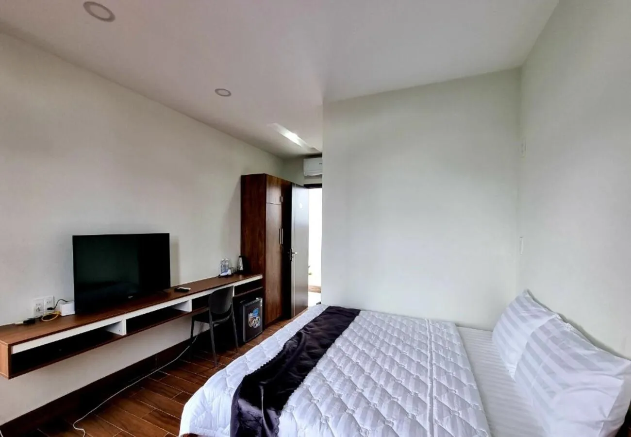 TV and multimedia, Bed in Golden Star Villa Hue