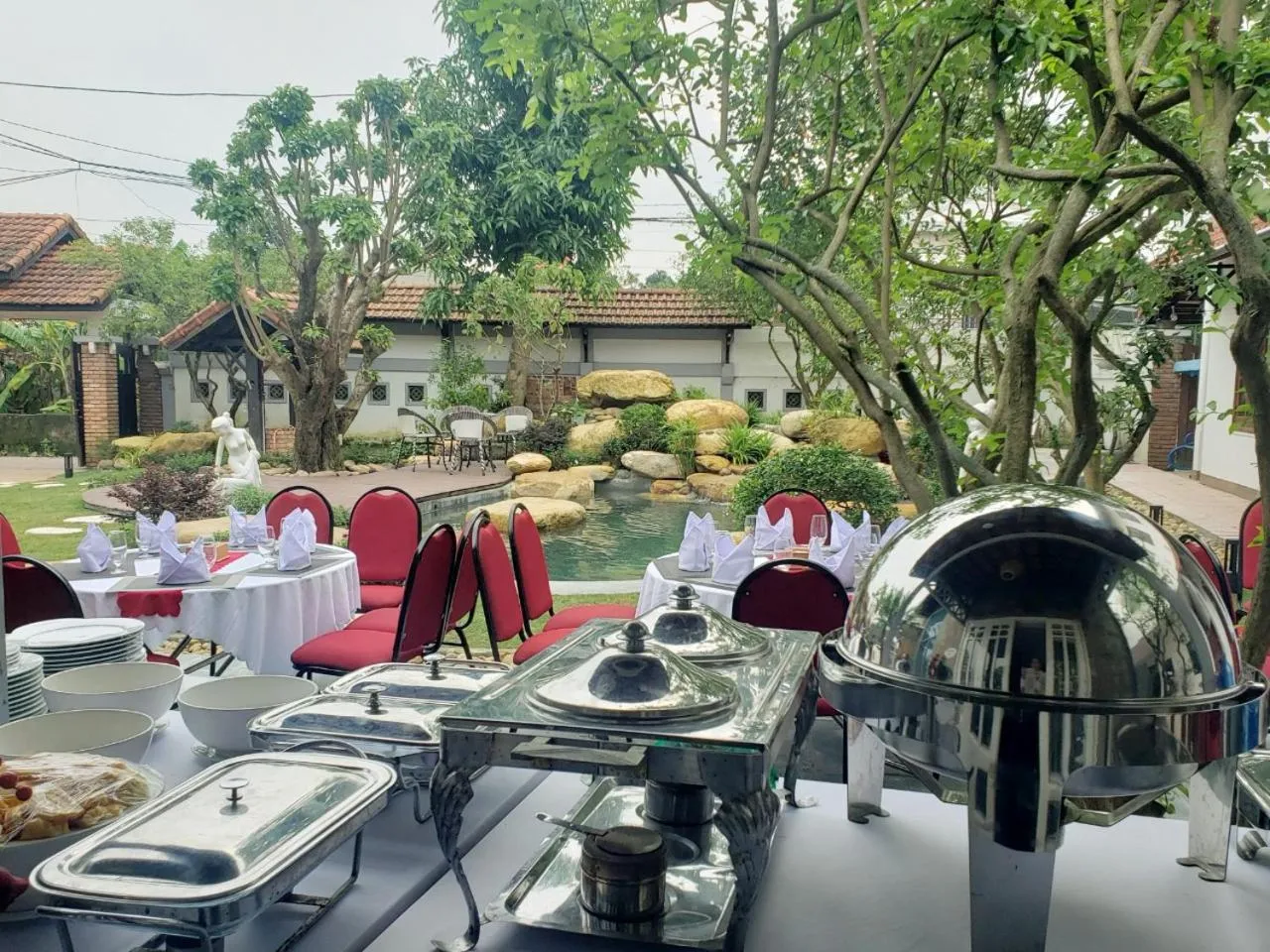 Garden in Golden Star Villa Hue