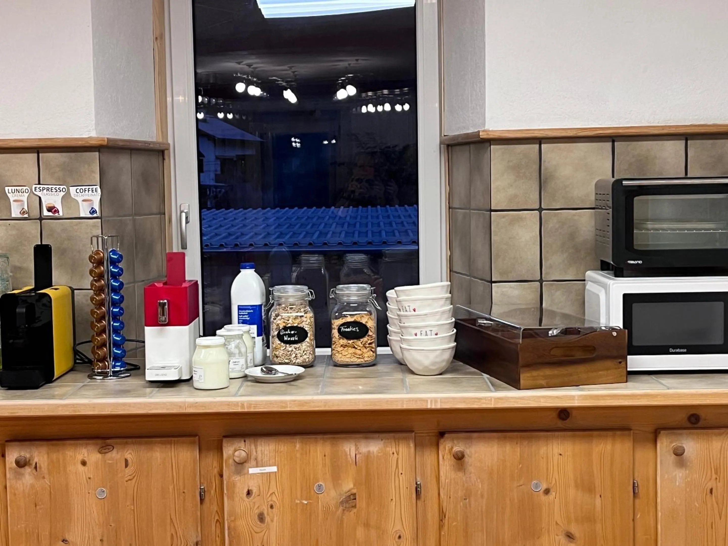 Dining area in Chrona Bed & Breakfast