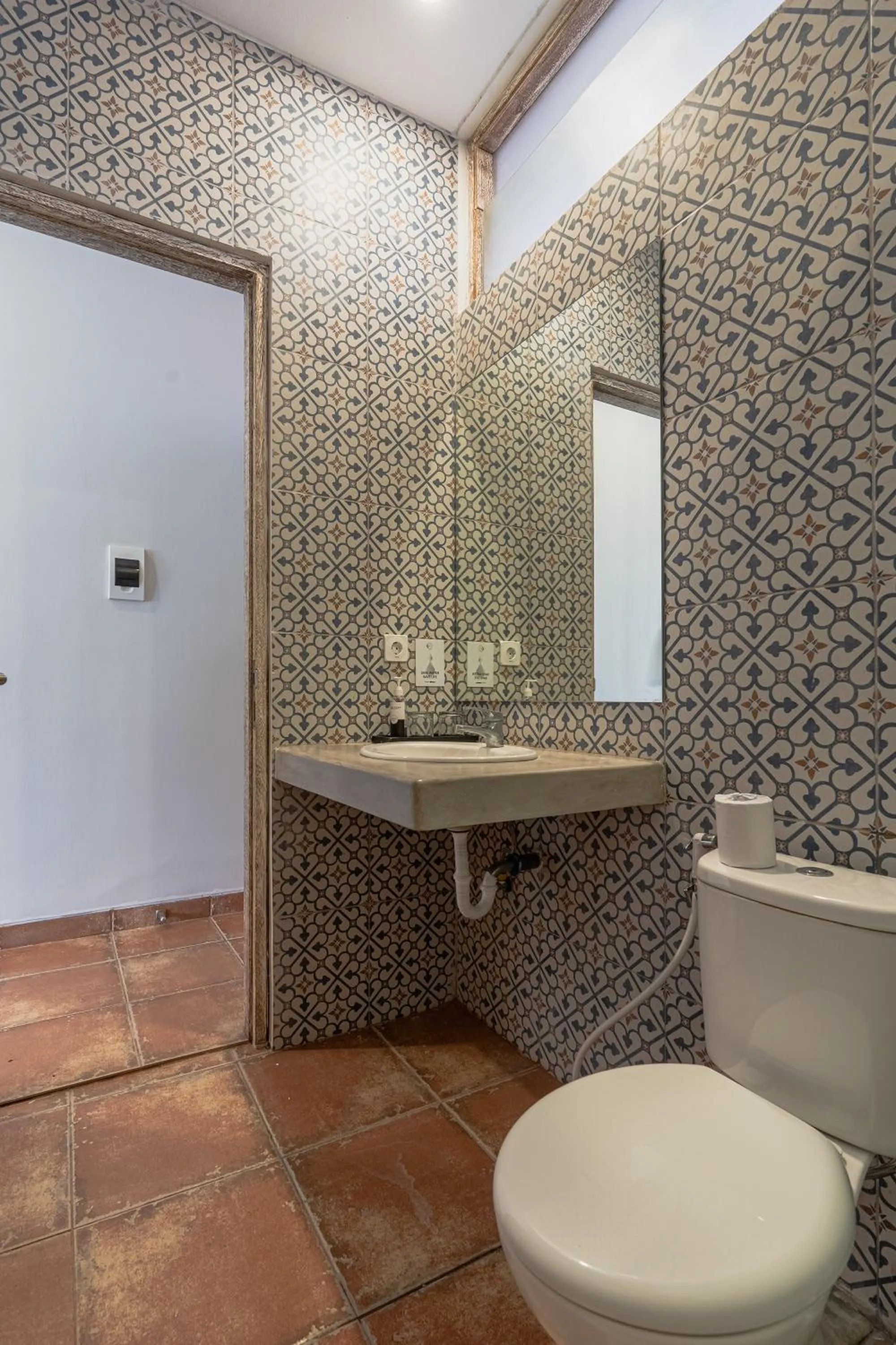 Bathroom in Malam Hari ApartHotel