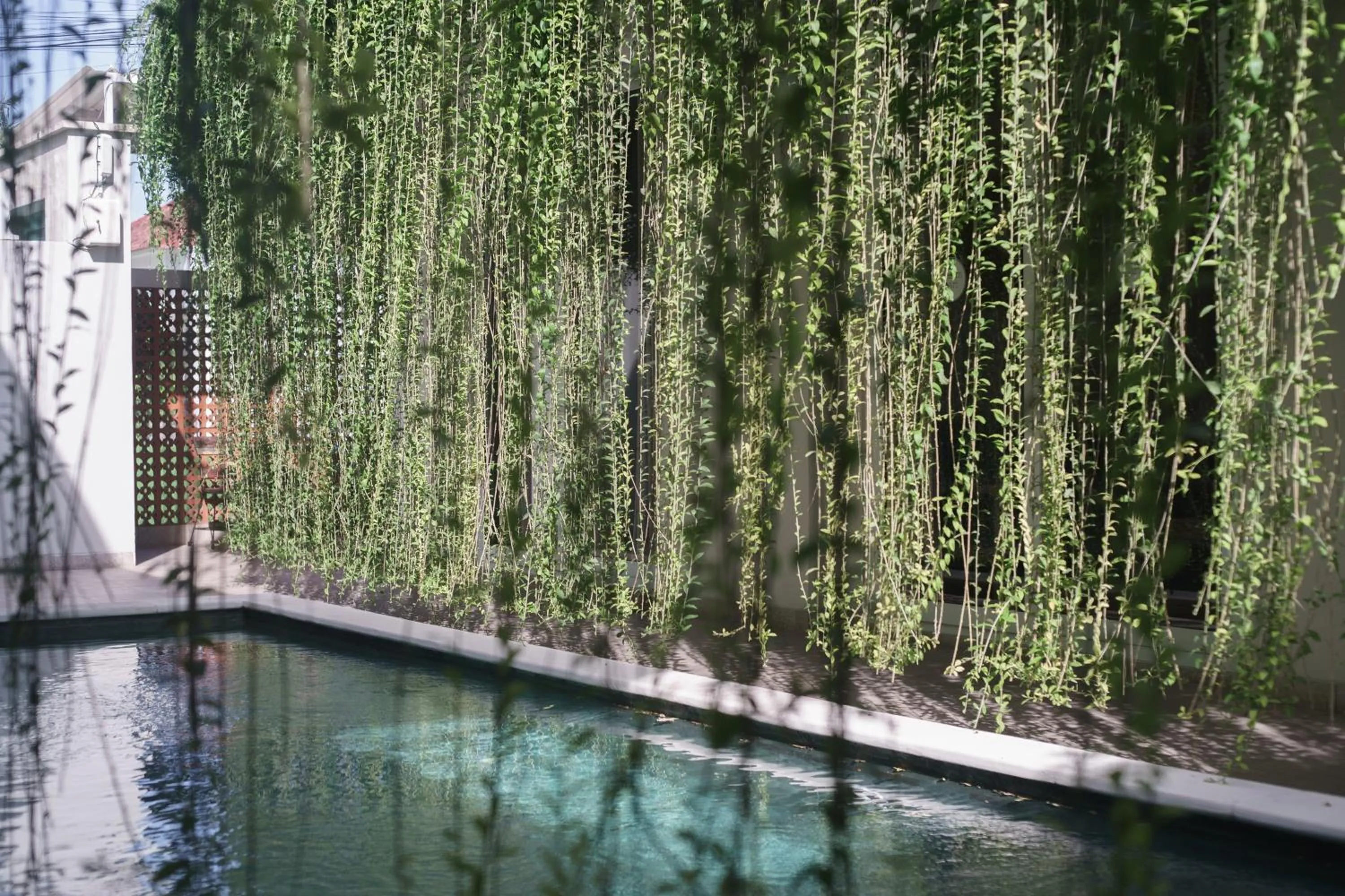 Swimming pool in Malam Hari ApartHotel