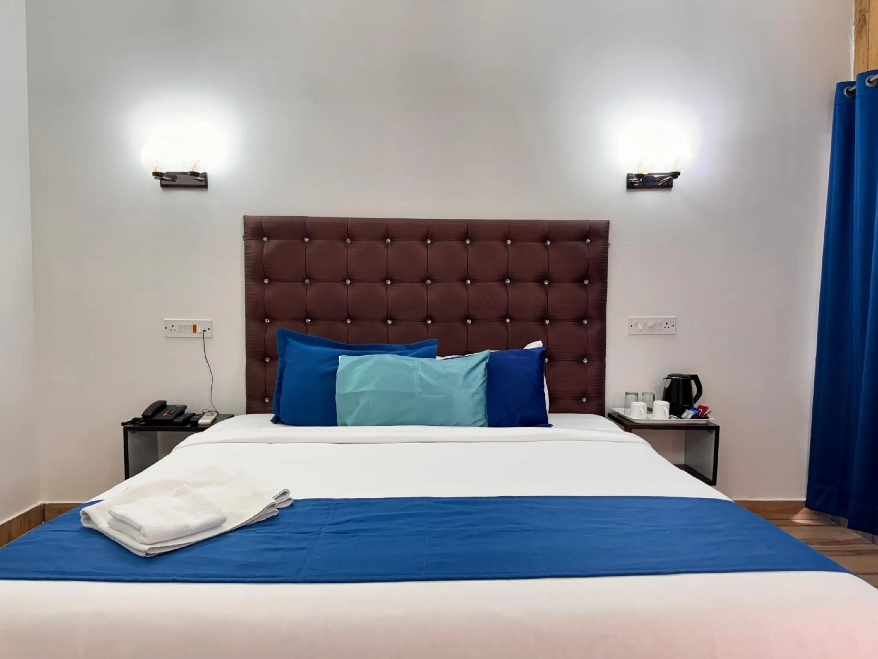 Bed in Lemon Grass Resort & Spa