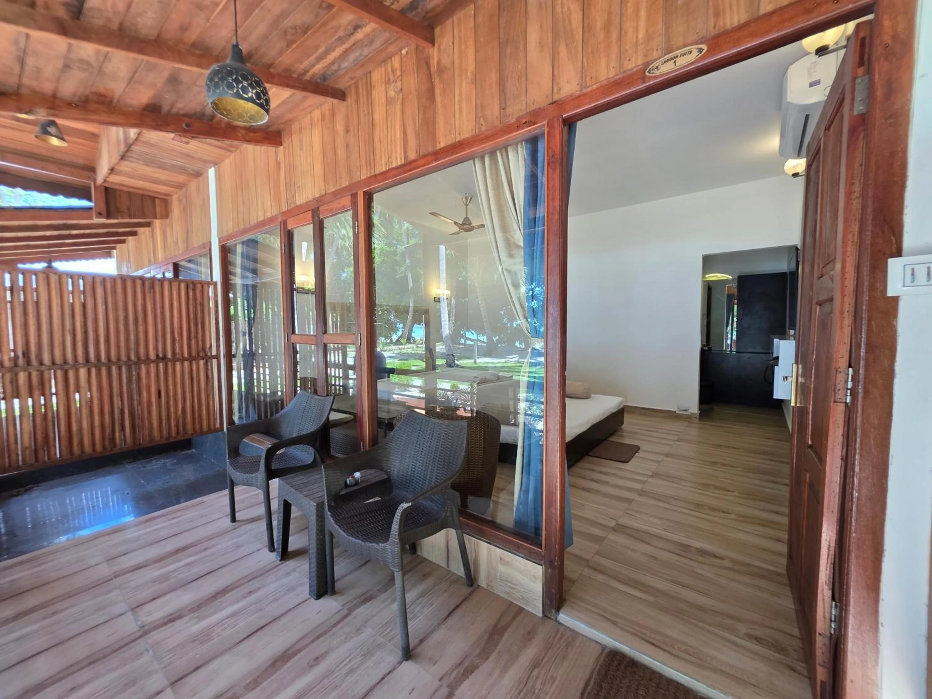 Living room in Lemon Grass Resort & Spa